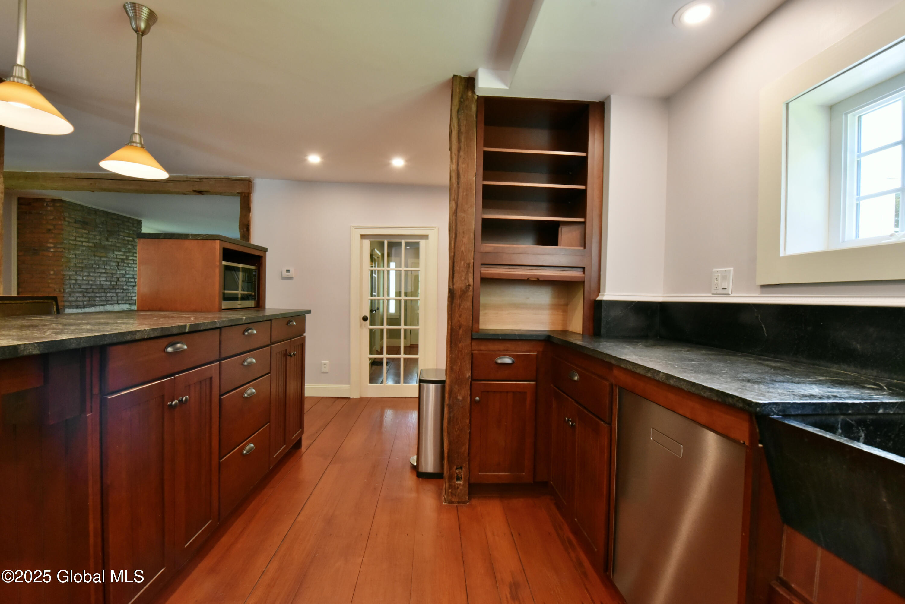 51 Hoffman Road, Saratoga Springs, New York image 13