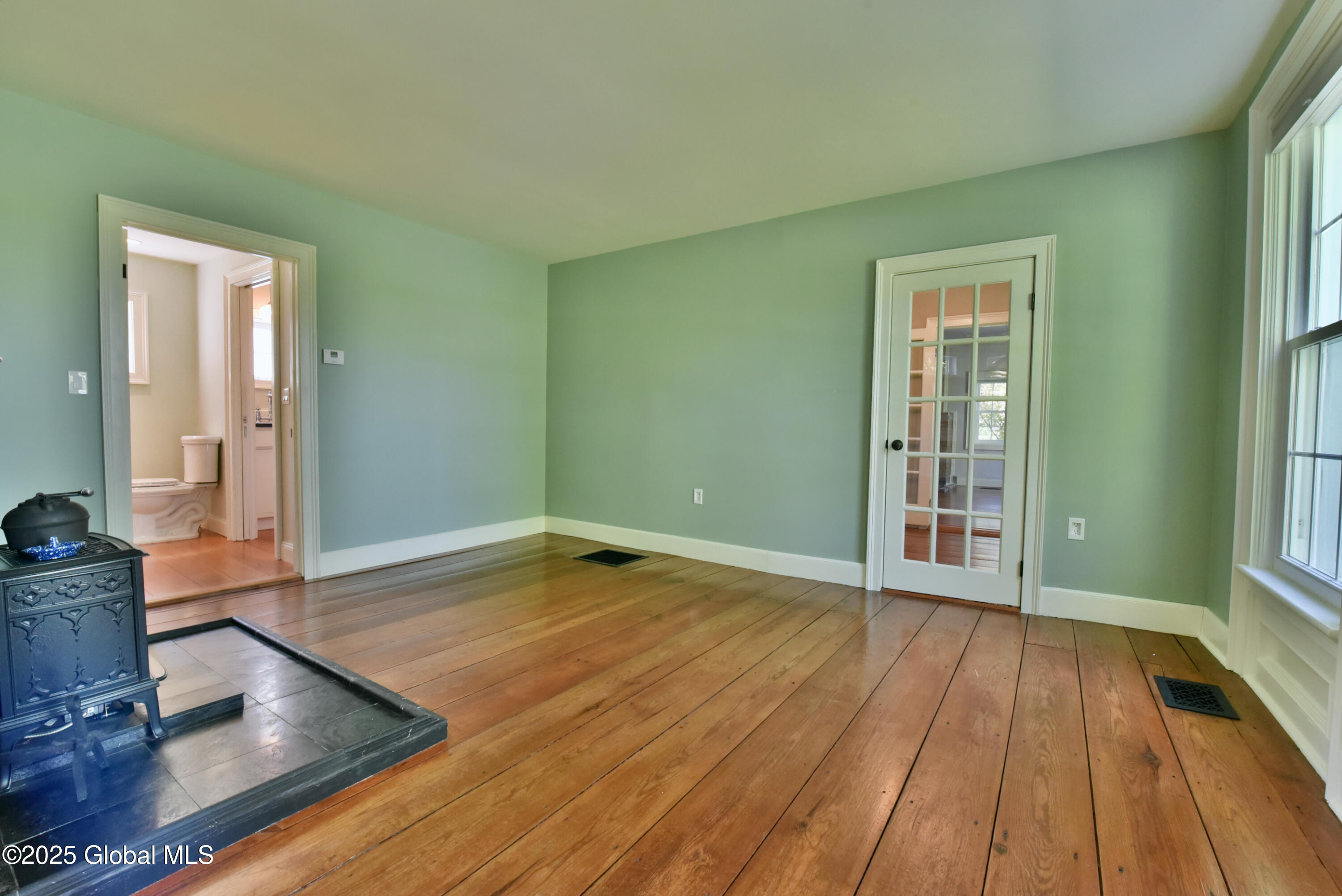 51 Hoffman Road, Saratoga Springs, New York image 5