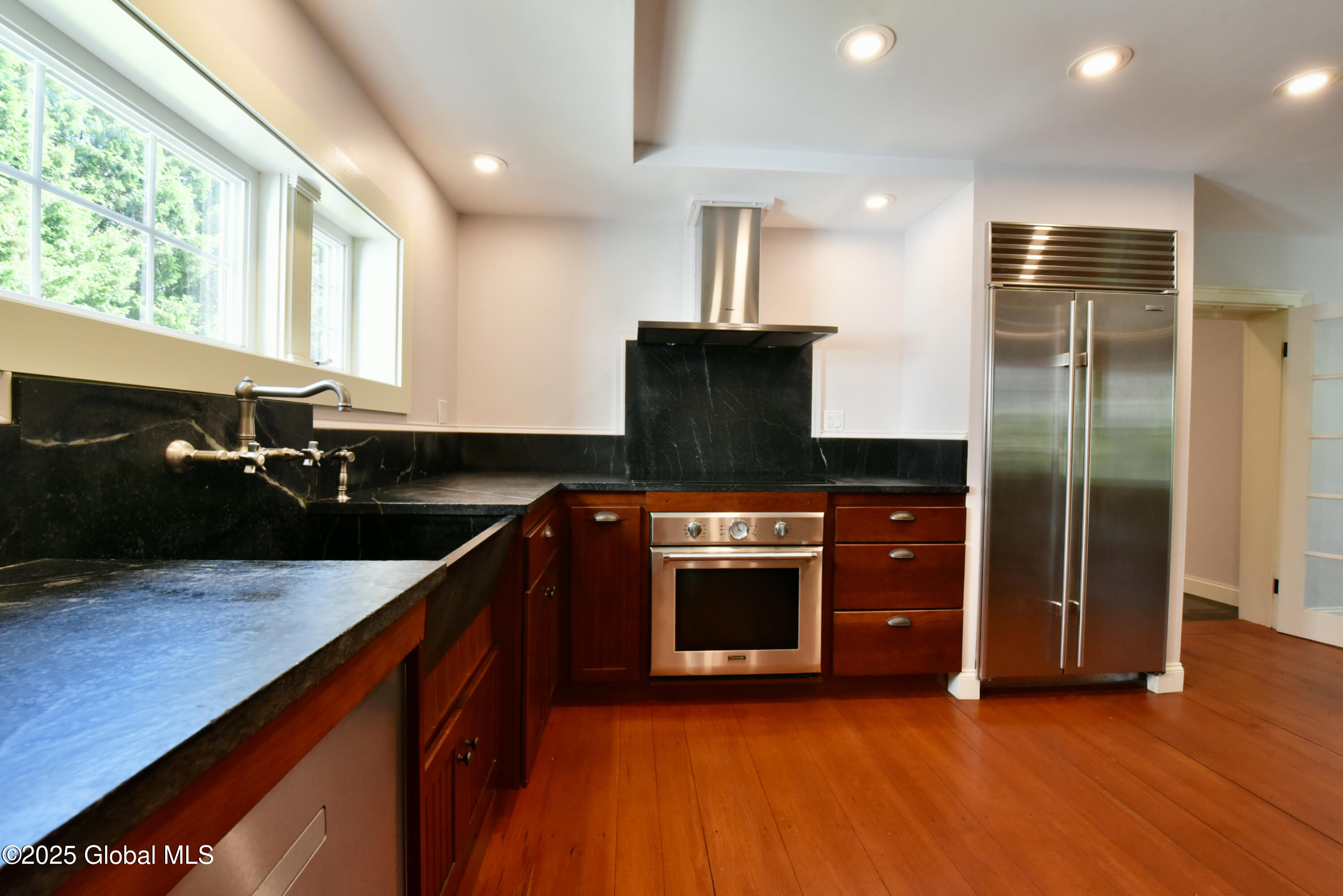51 Hoffman Road, Saratoga Springs, New York image 10