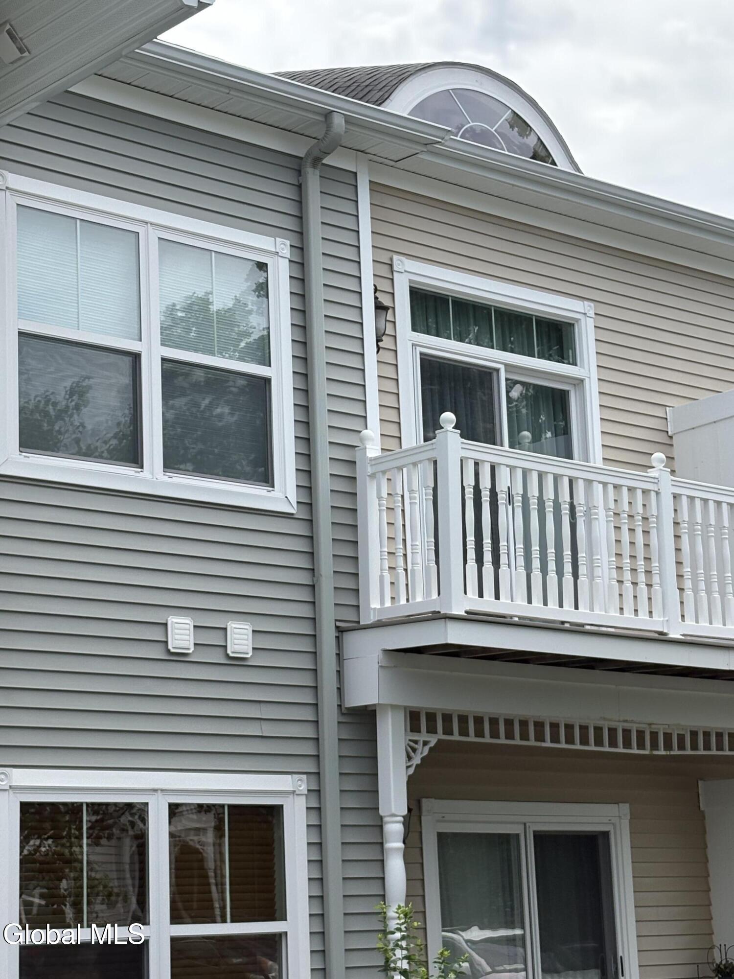 806 Heather Lane