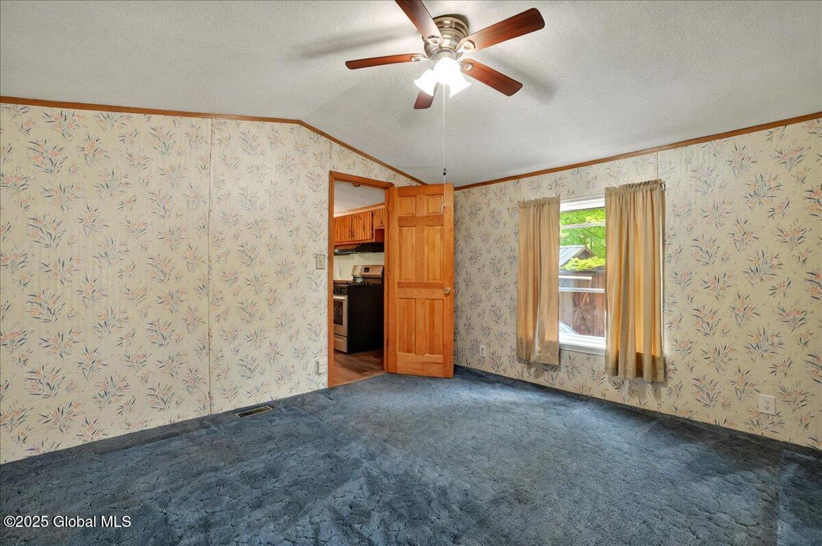 207 State Highway 5s St, Pattersonville, New York image 32