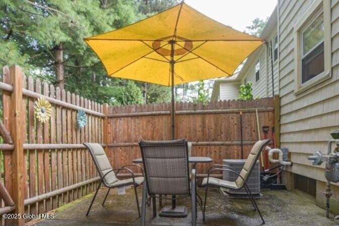 198 Williamsburg Court, Albany, New York image 19