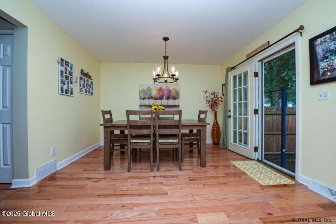 198 Williamsburg Court, Albany, New York image 9