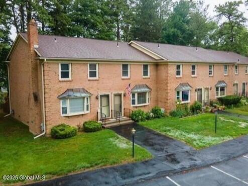 198 Williamsburg Court, Albany, New York image 1