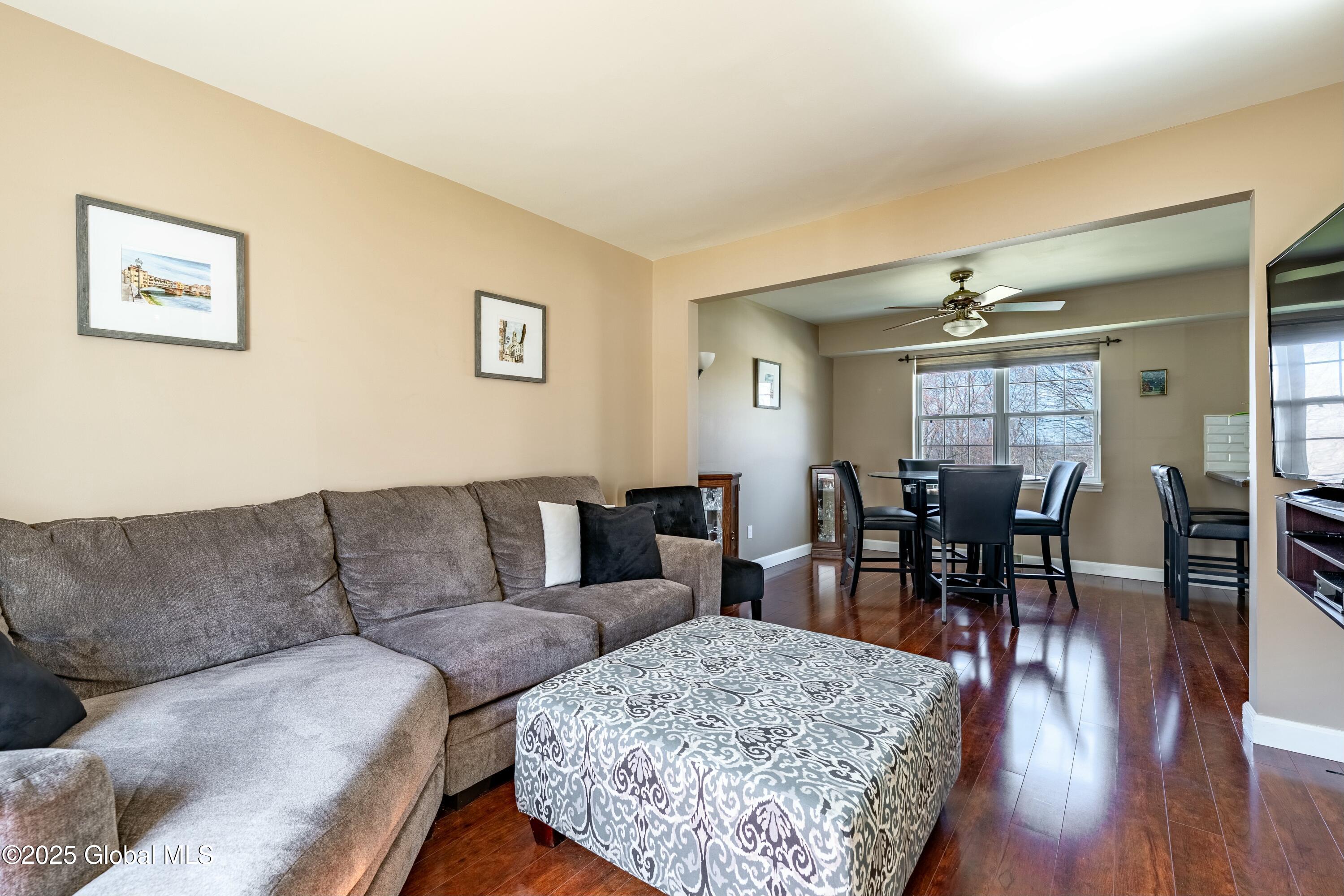 15 Red Rock Road, Troy, New York image 3