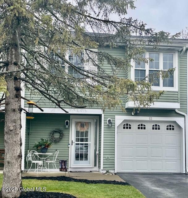 12 Stonehenge Square, Cohoes, New York image 1