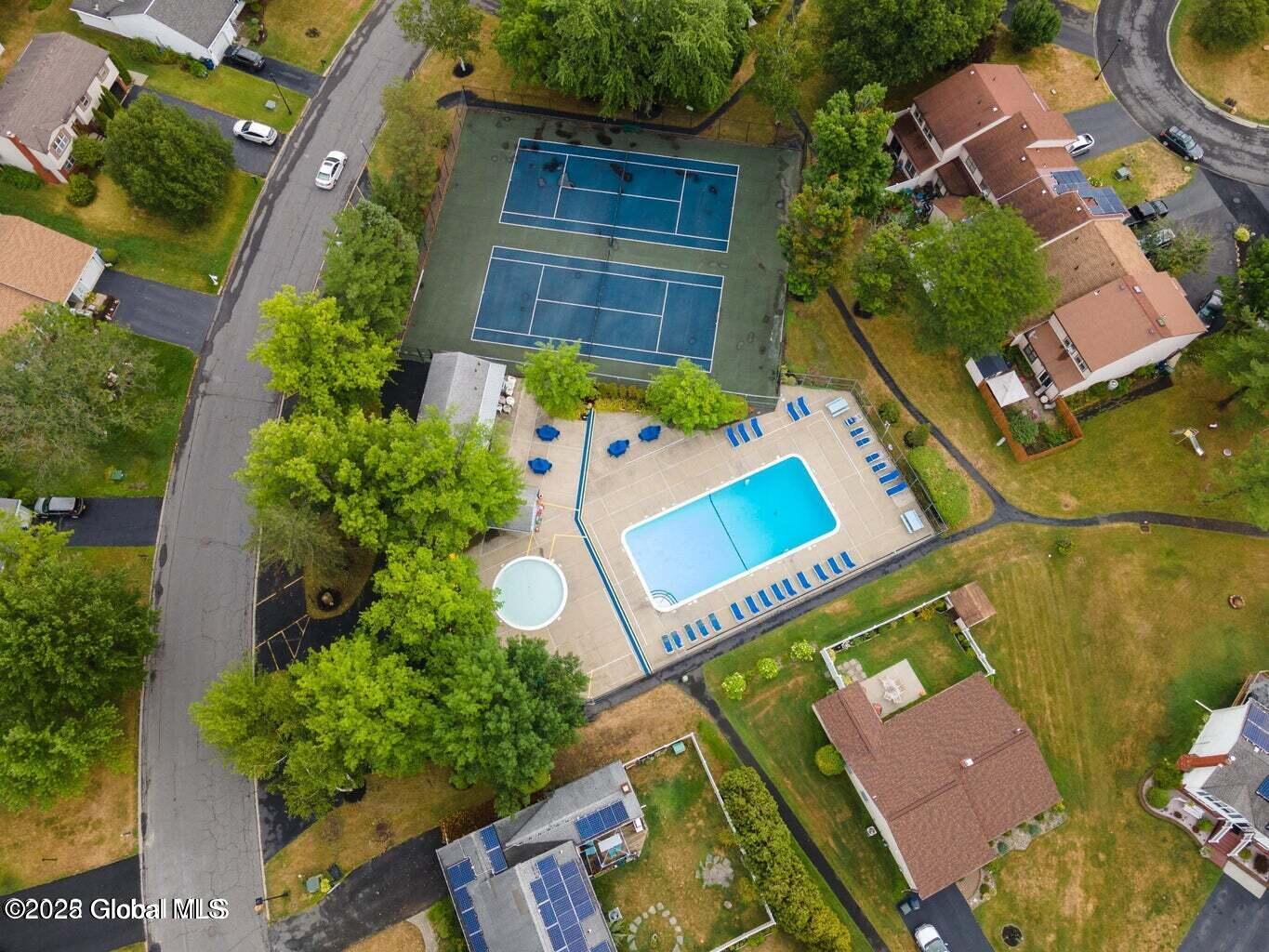 12 Stonehenge Square, Cohoes, New York image 21