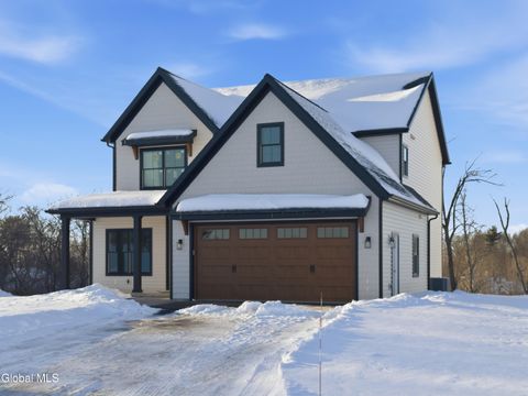 Homes For Sale - 1 Welding Way<br/> Cohoes, NY 12047