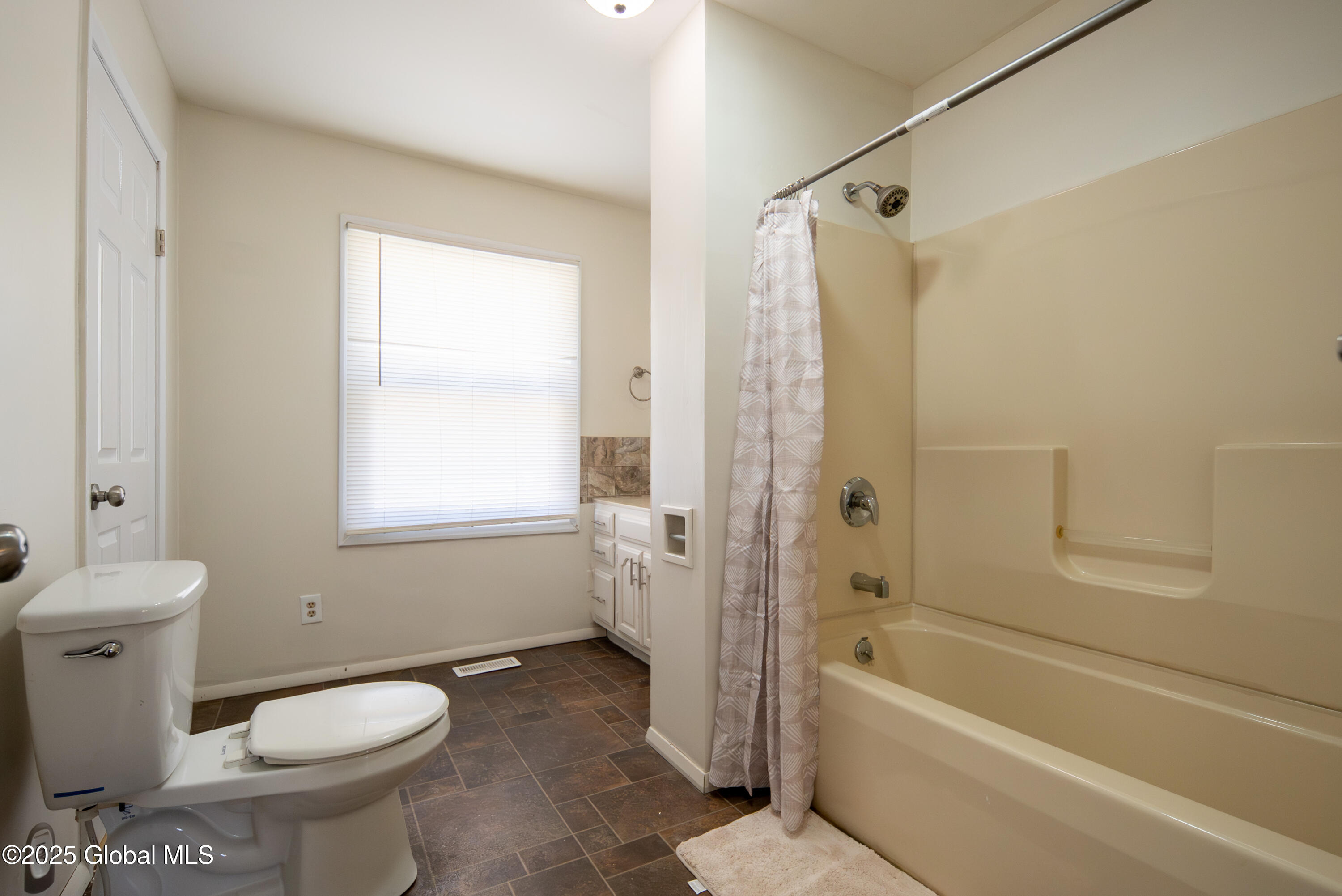 86 Pettis Road, Gansevoort, New York image 14