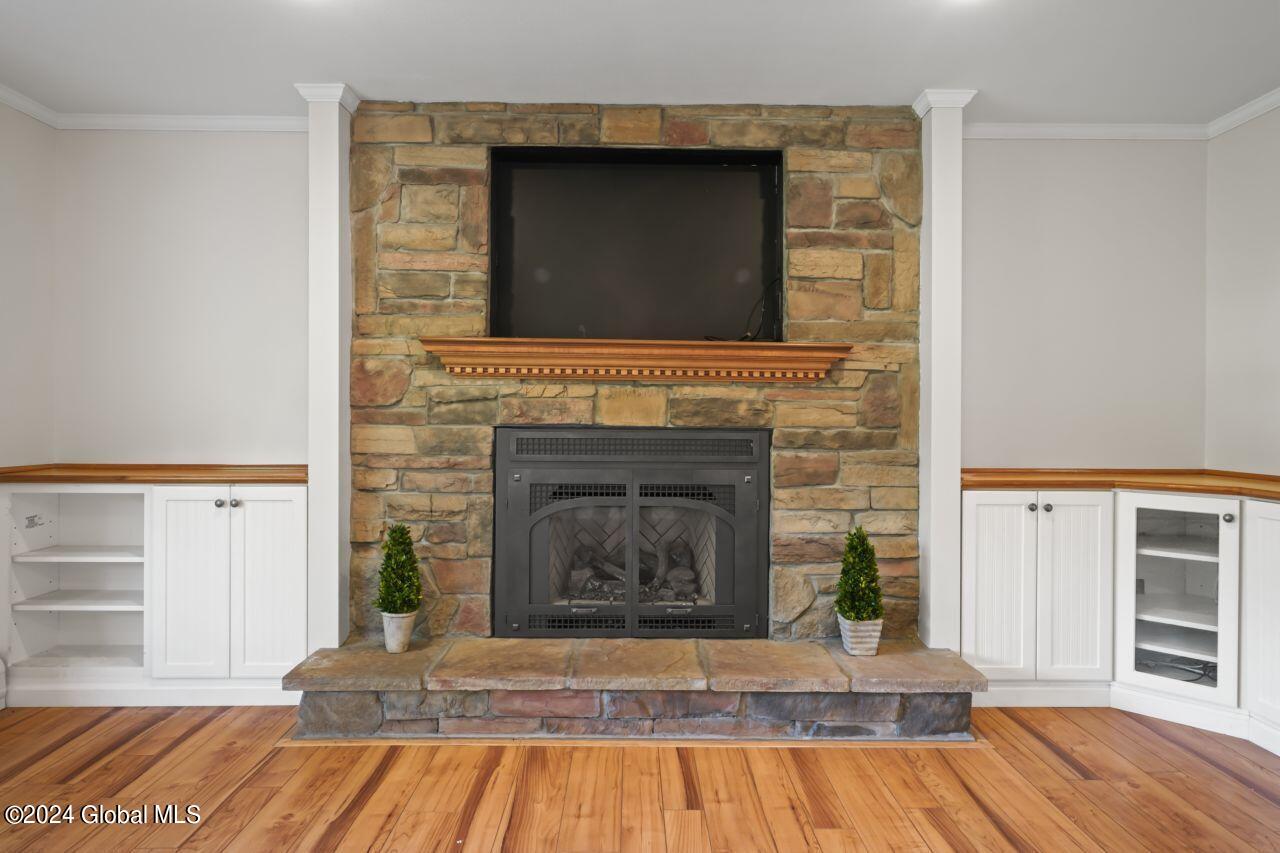 90 Apple Tree Lane, Clifton Park, New York image 8