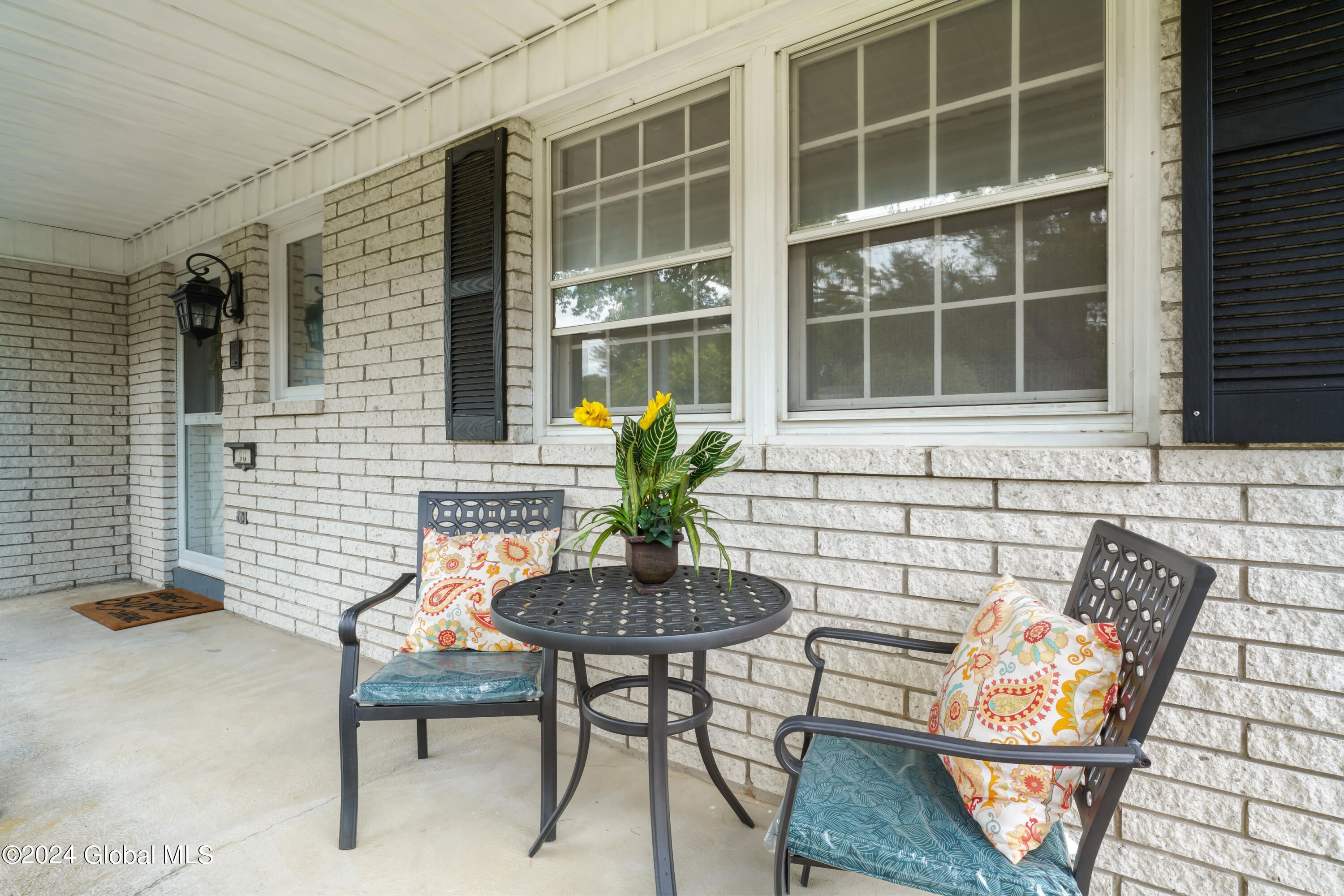 90 Apple Tree Lane, Clifton Park, New York image 3