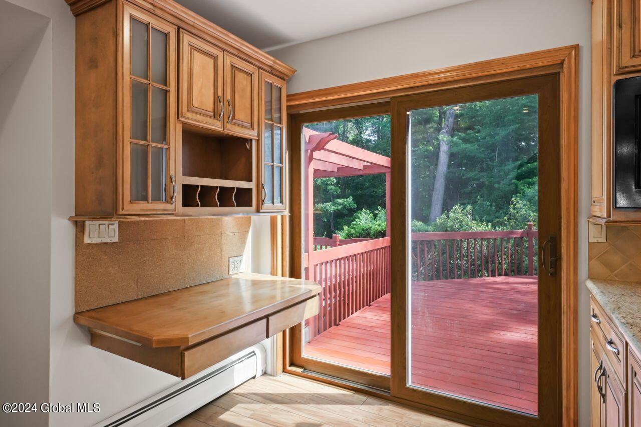 90 Apple Tree Lane, Clifton Park, New York image 24