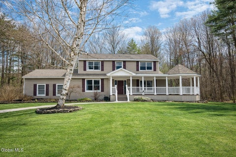 Homes For Sale - 6 Bishops Court<br/> Queensbury, NY 12804