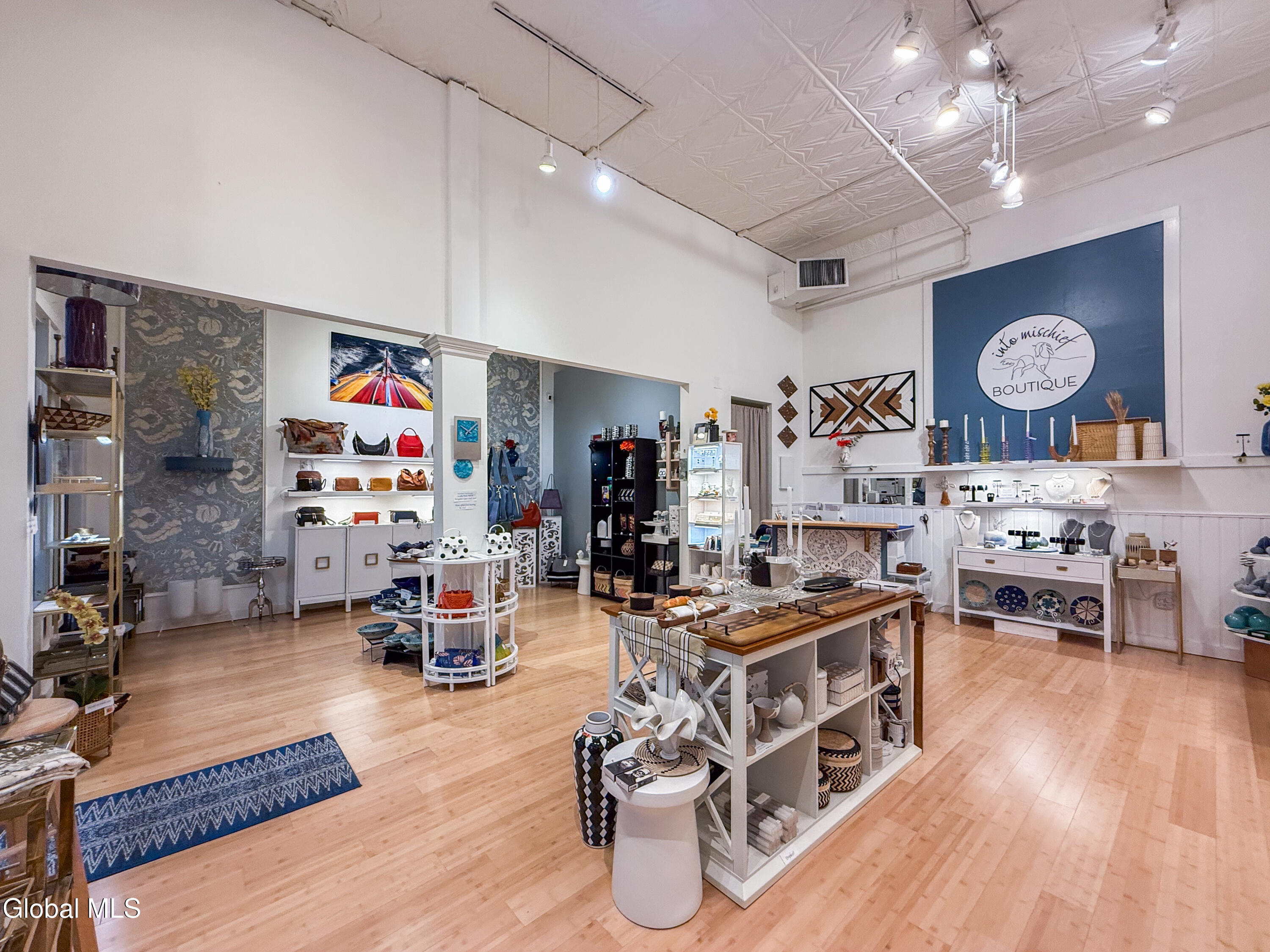 Saratoga Springs, New York 12866, United States, ,Commercial,Active,159993