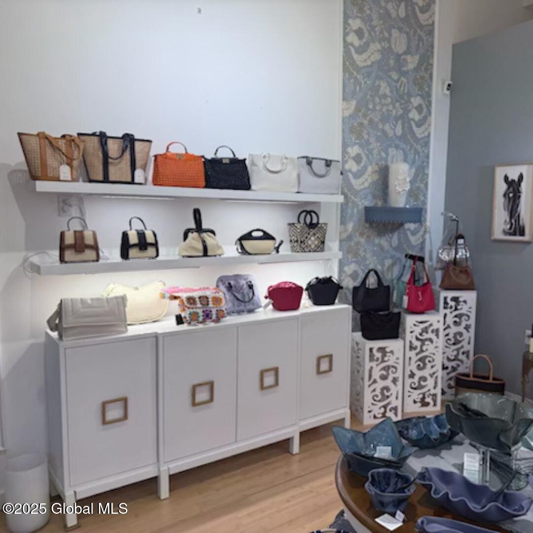 Saratoga Springs, New York 12866, United States, ,Commercial,Active,159993