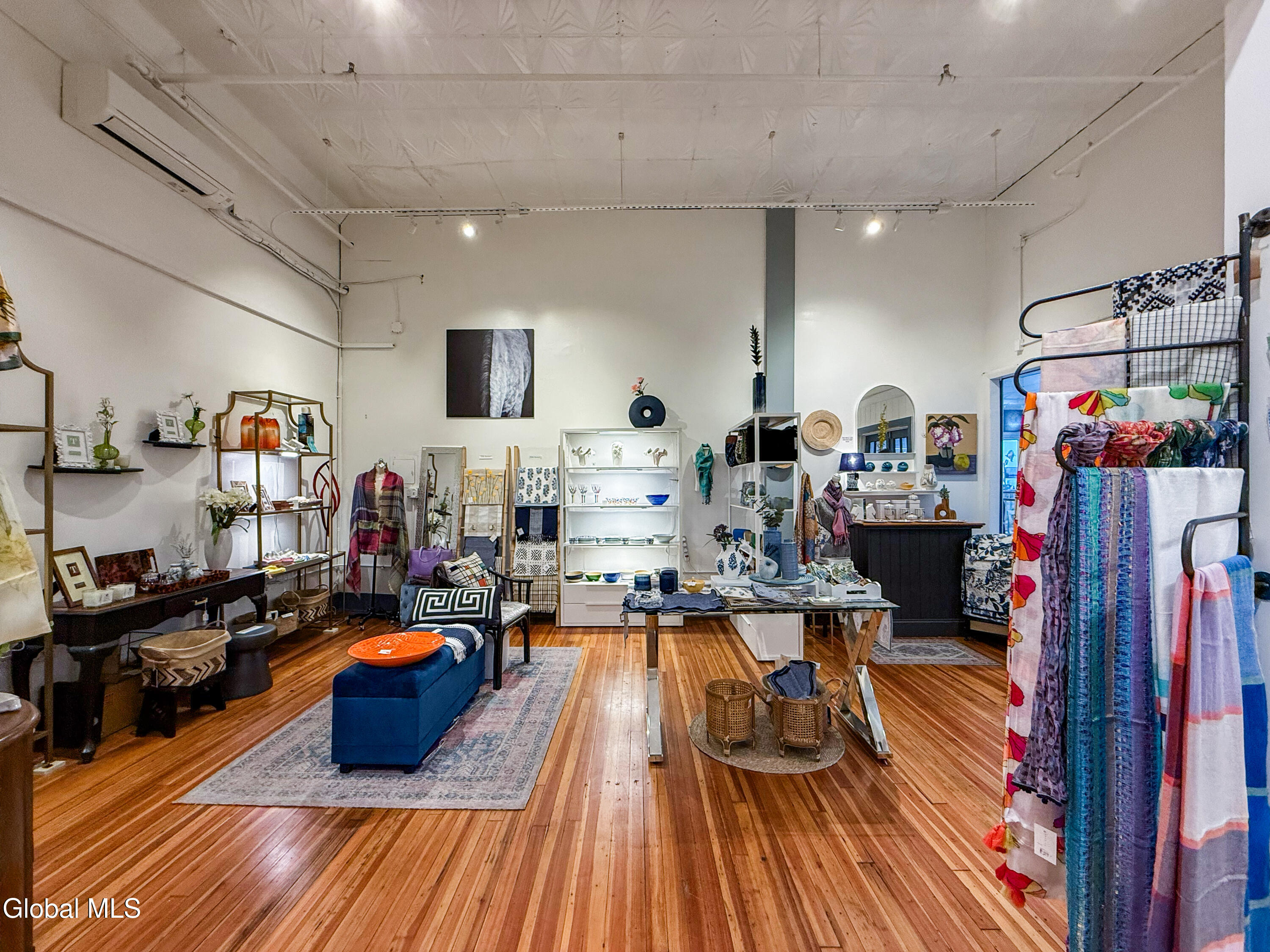 Saratoga Springs, New York 12866, United States, ,Commercial,Active,159993