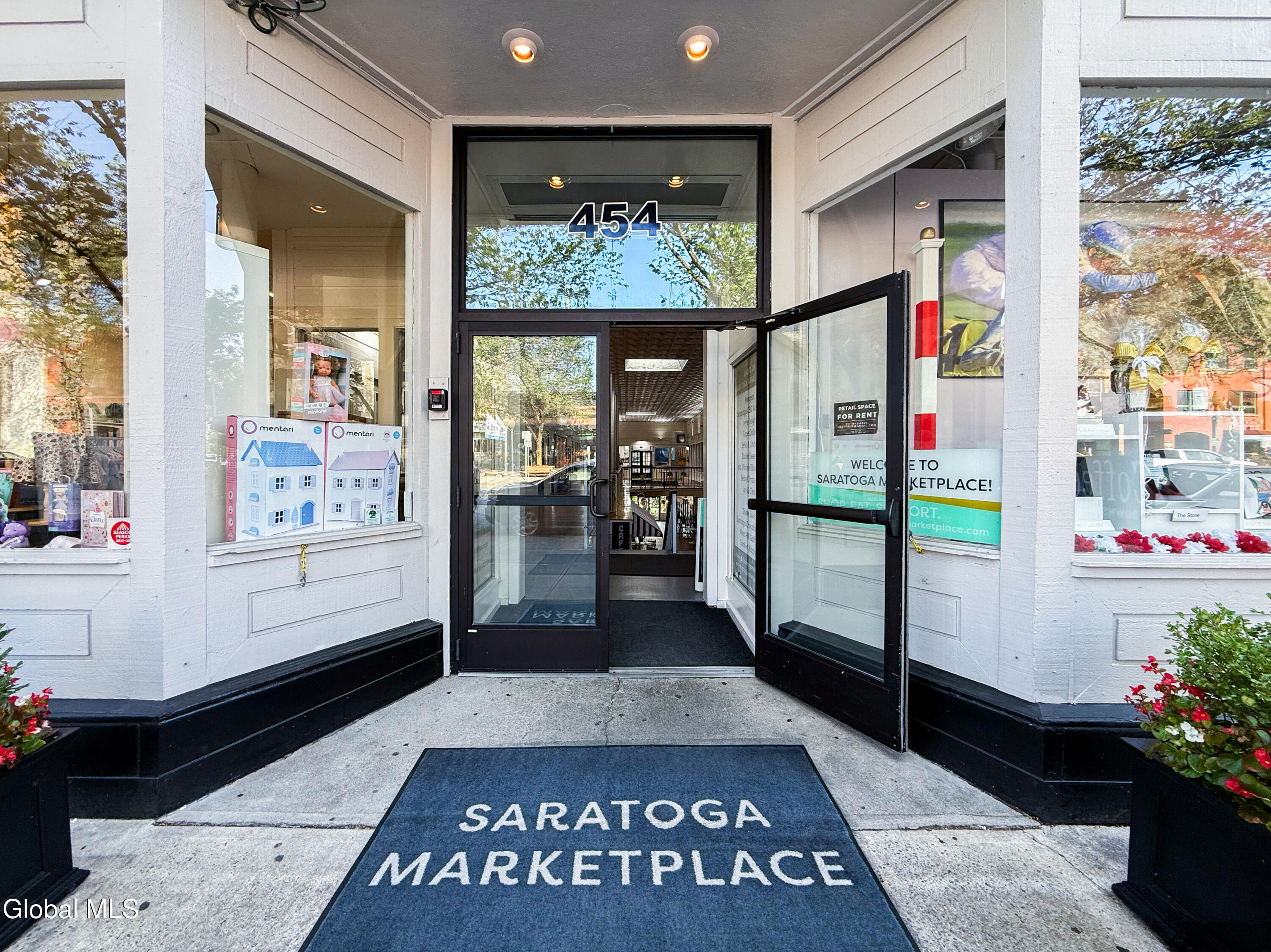 Saratoga Springs, New York 12866, United States, ,Commercial,Active,159993 Saratoga Springs, New York 12866, United States, ,Commercial,Active,159993