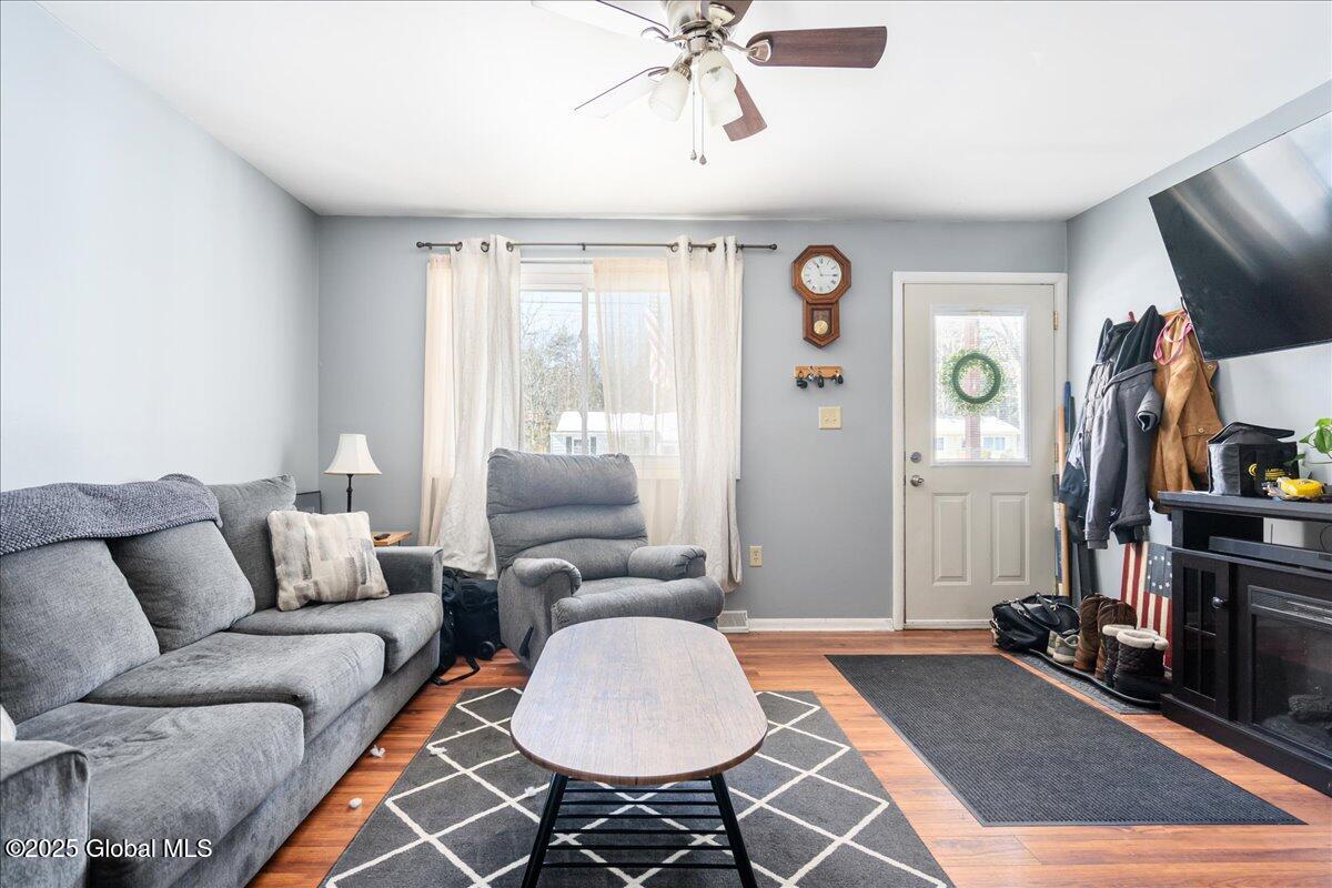 38 Red Oak Lane, Ballston Spa, New York image 9