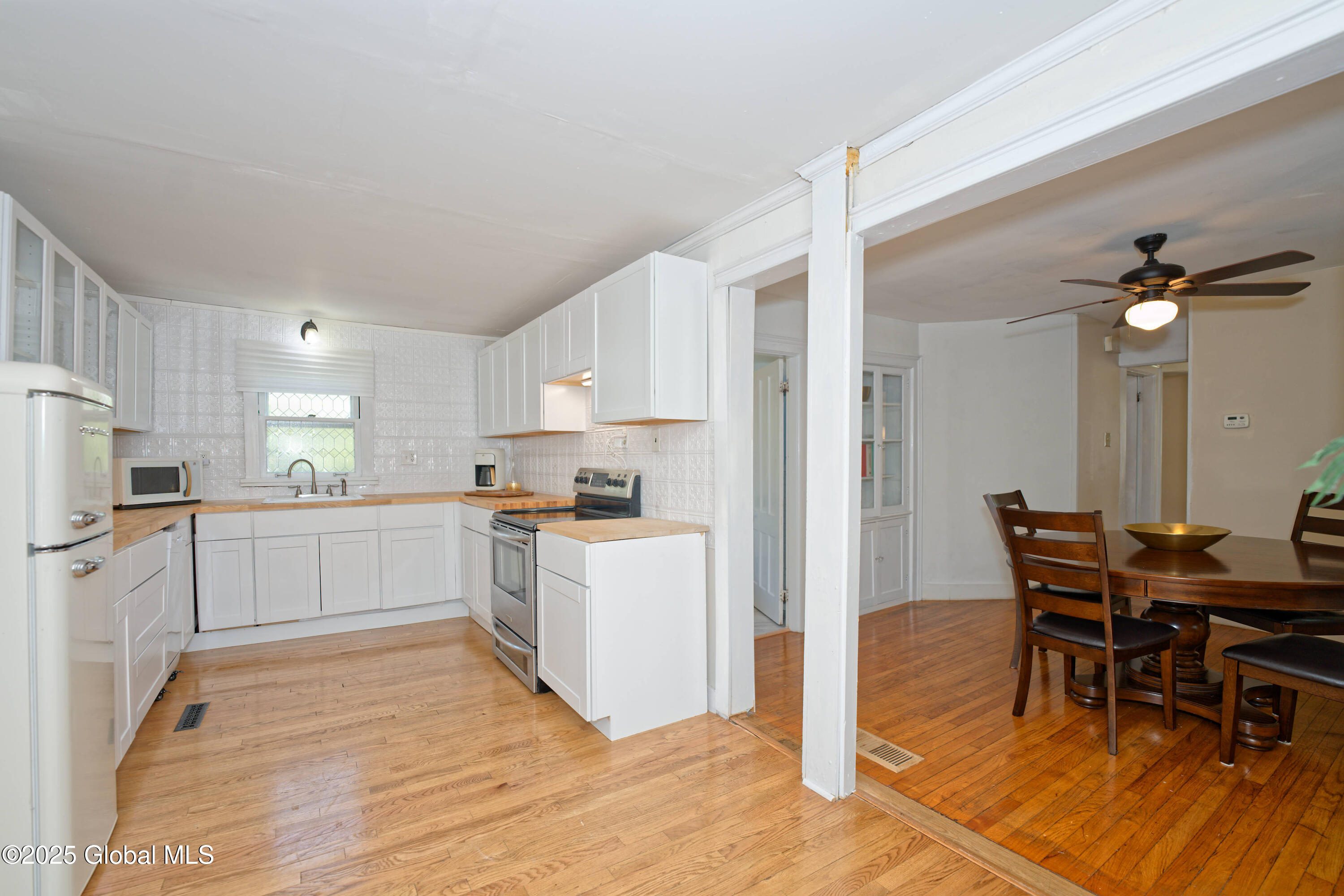 970 Main Street, Clifton Park, New York image 19