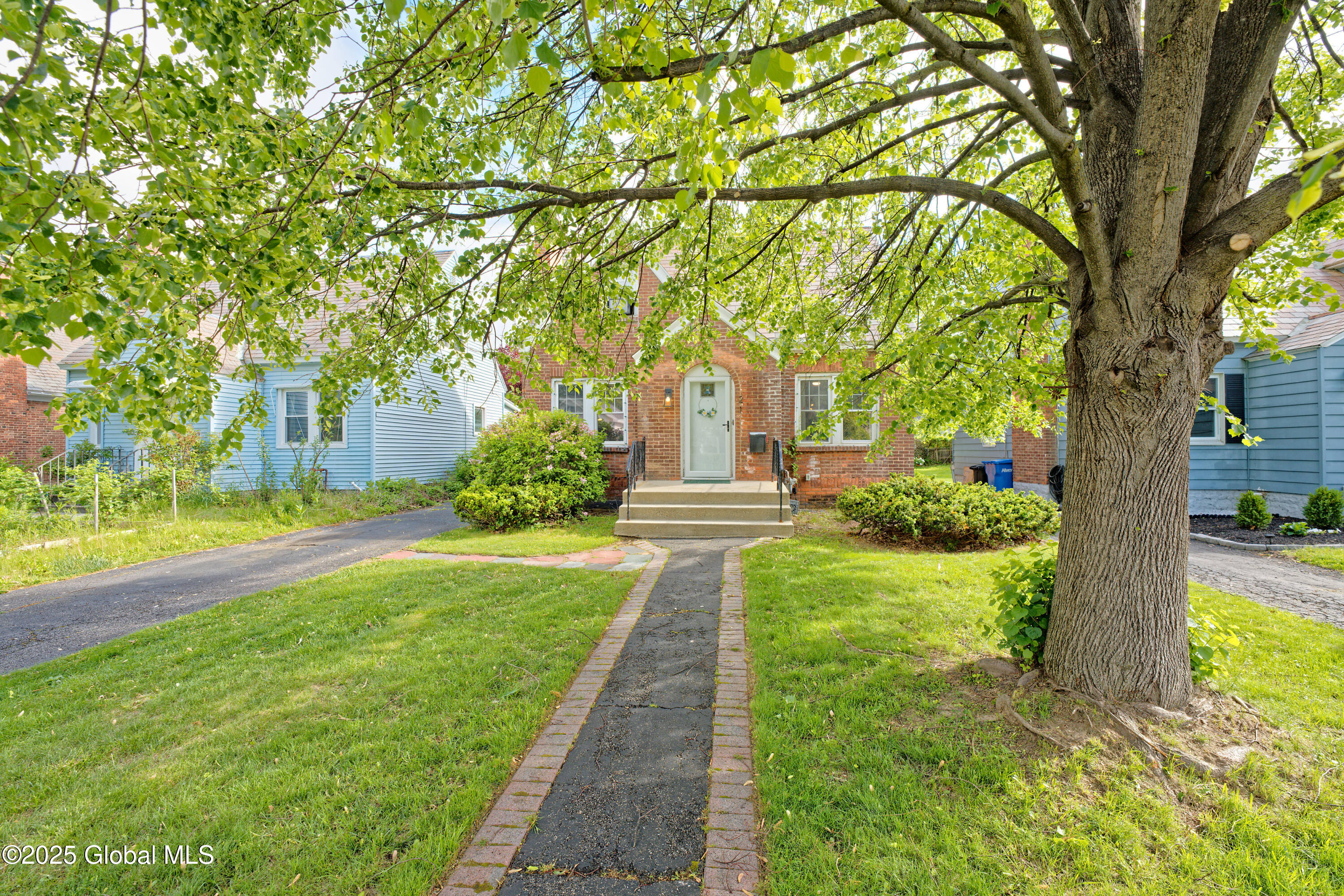 21 Fordham Court, Albany, New York image 7