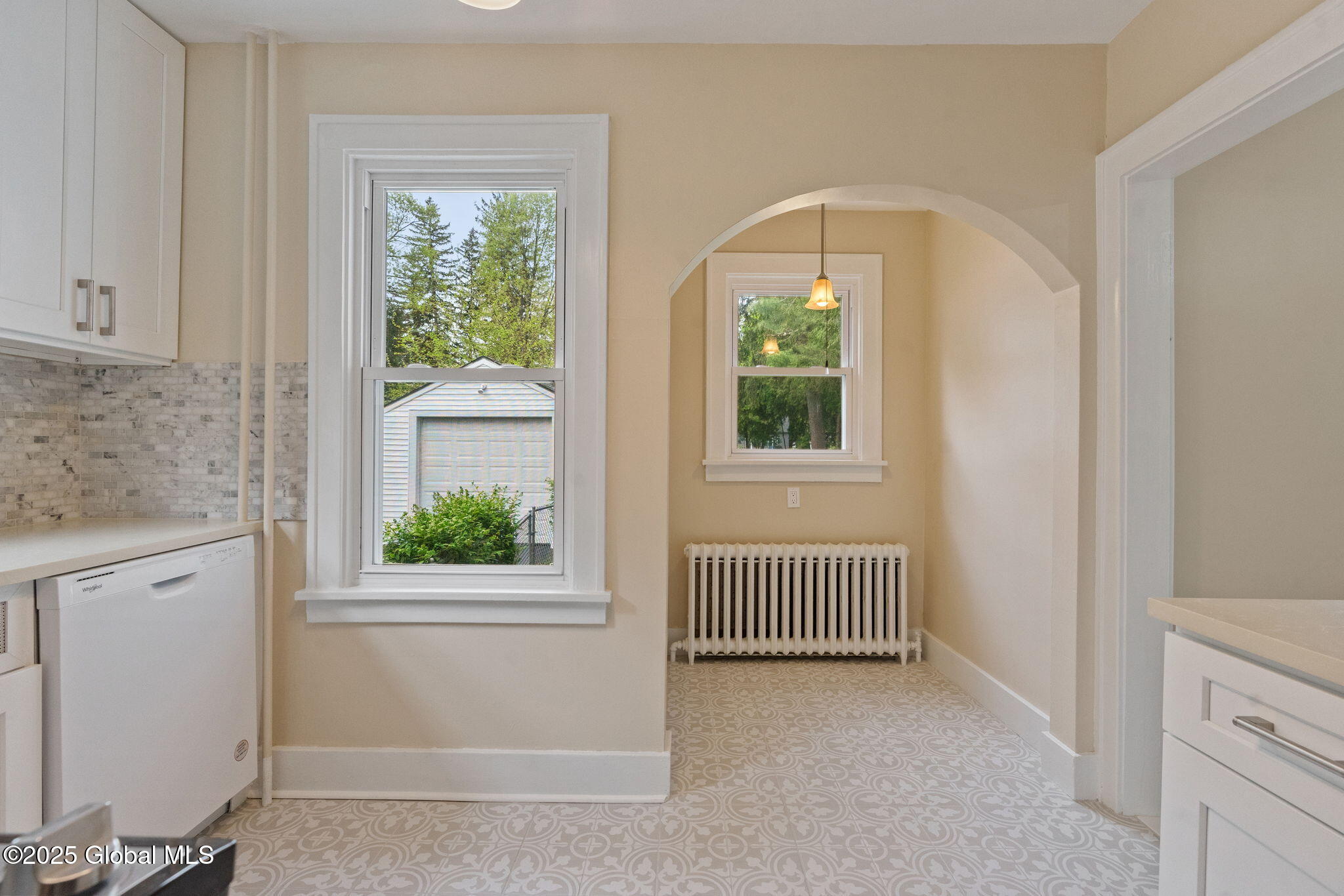 3 Pineview Avenue, Delmar, New York image 12