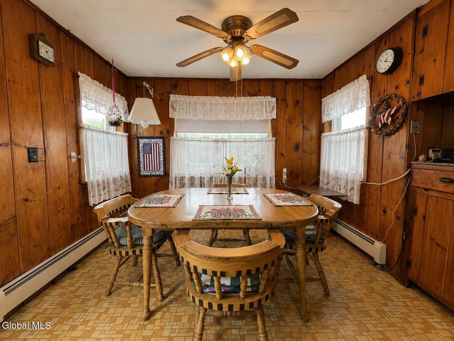 352 Hansen Road