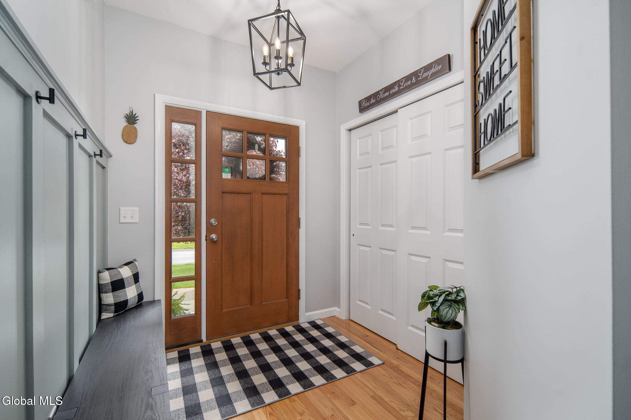 28 Guiliana Circle