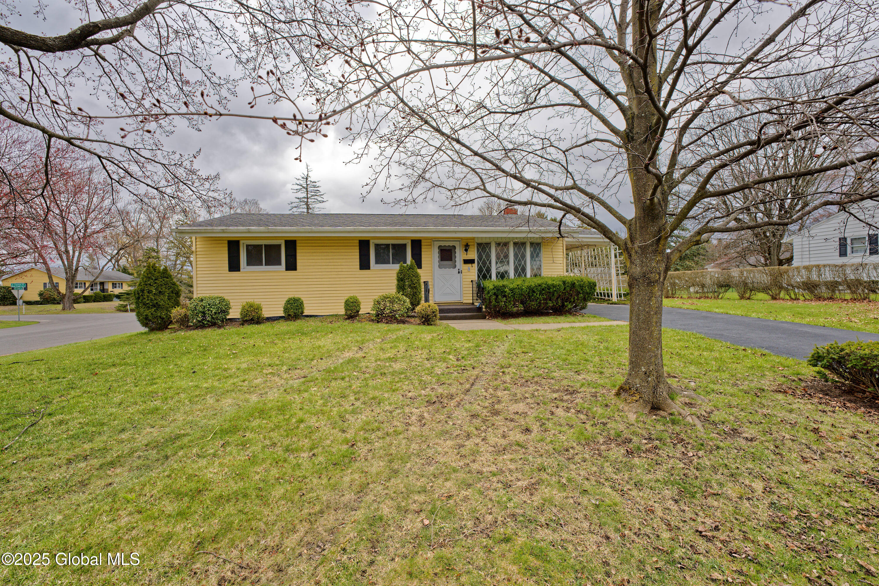 3 Caroline Street, Latham, New York image 2