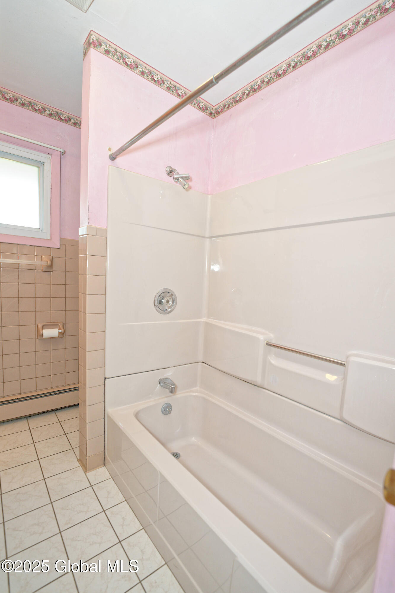 3 Caroline Street, Latham, New York image 23