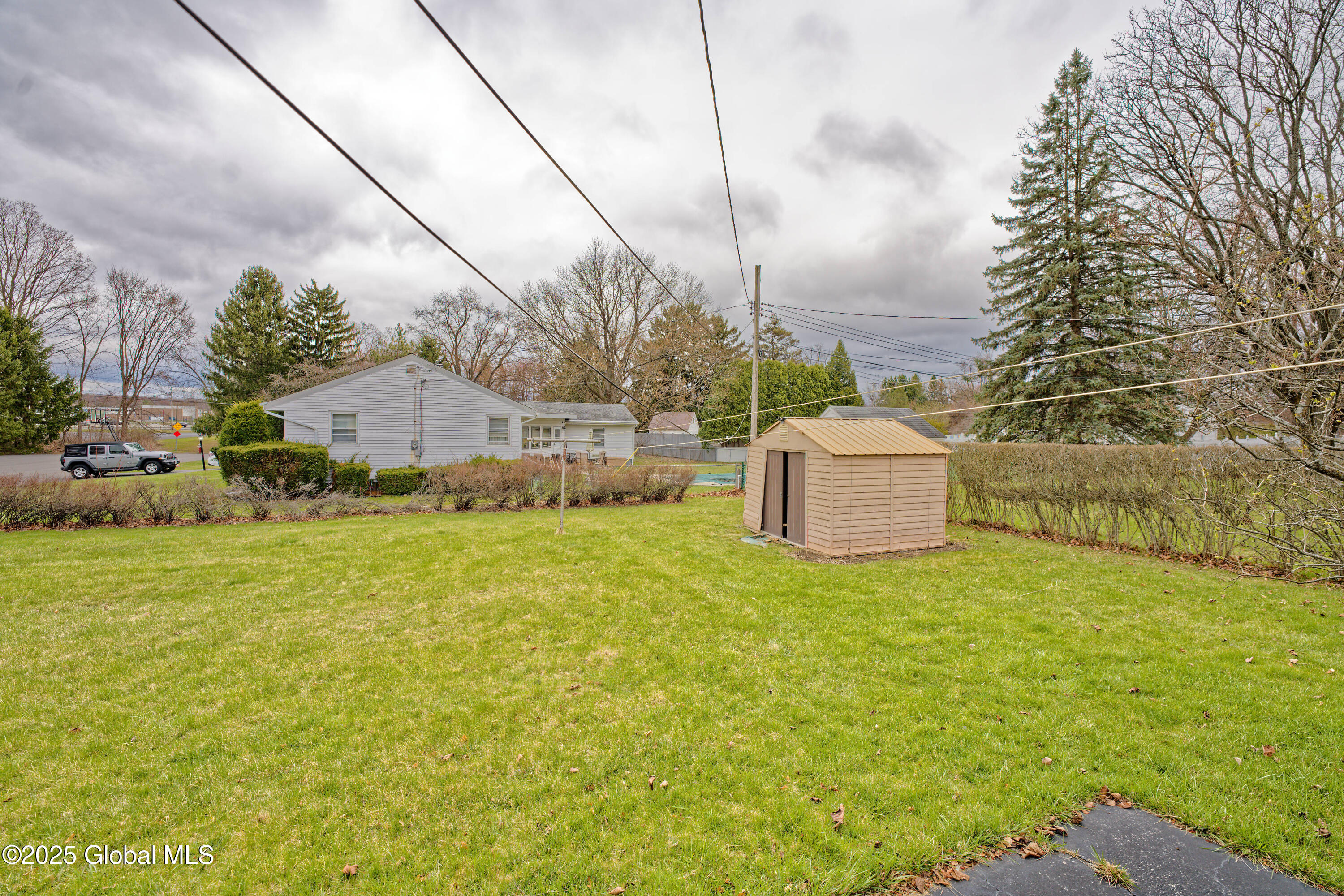 3 Caroline Street, Latham, New York image 25