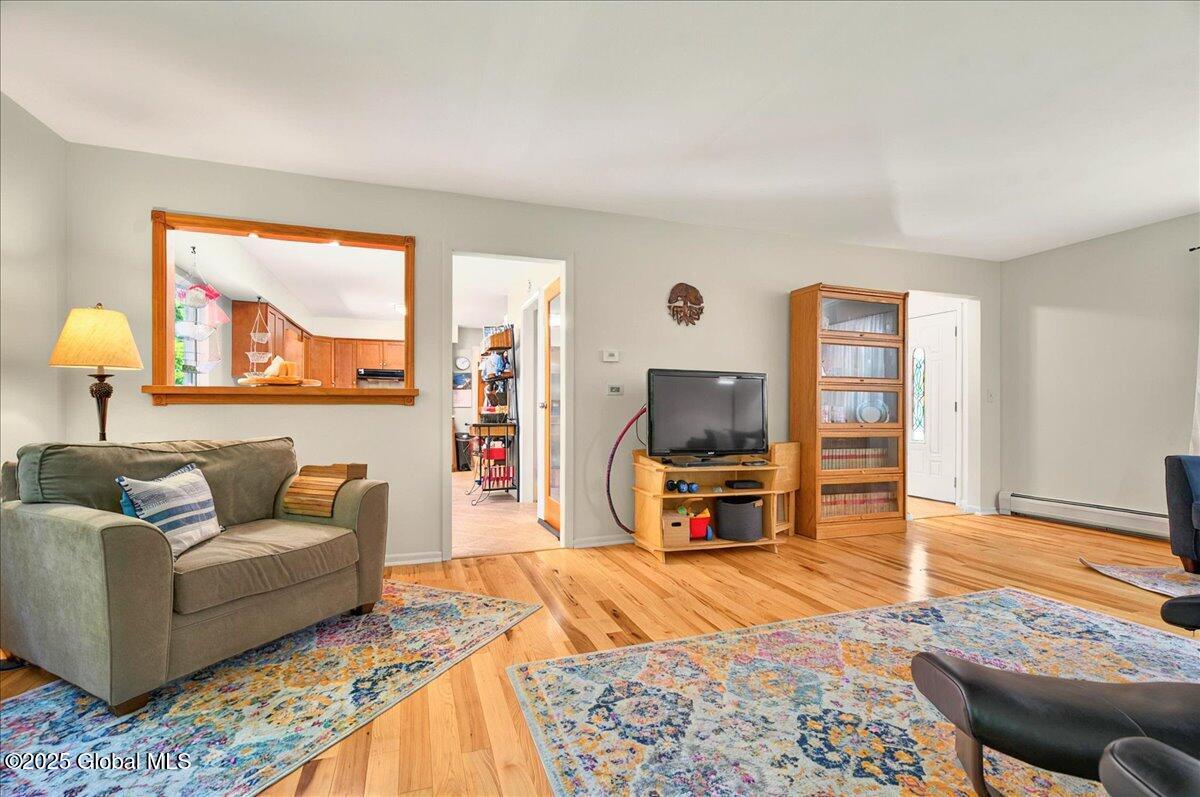 4 Sturbridge Court, Clifton Park, New York image 15