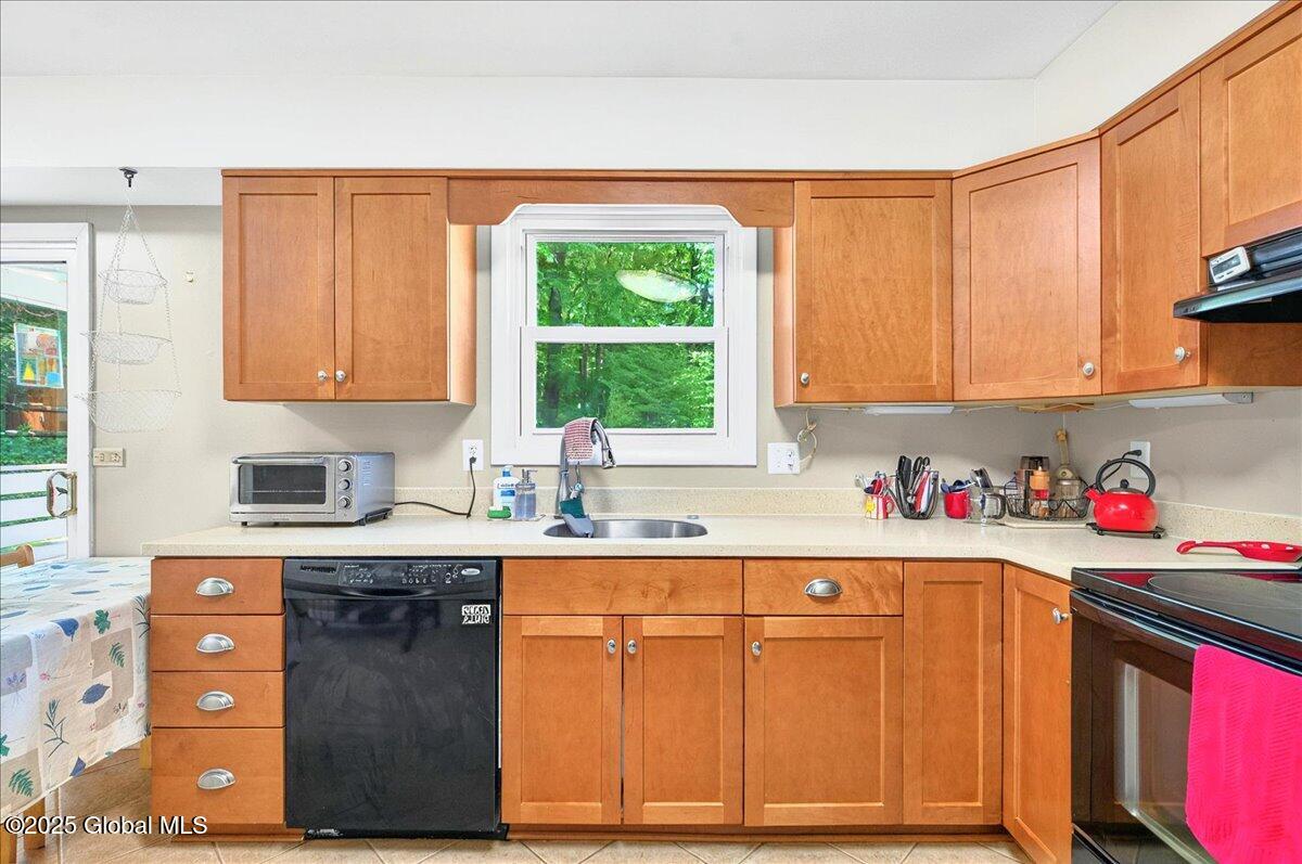 4 Sturbridge Court, Clifton Park, New York image 18