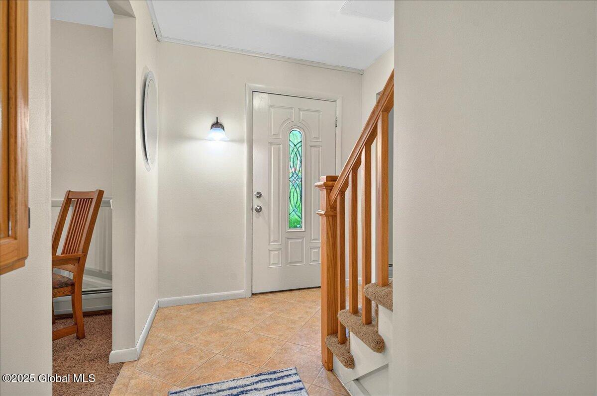 4 Sturbridge Court, Clifton Park, New York image 11