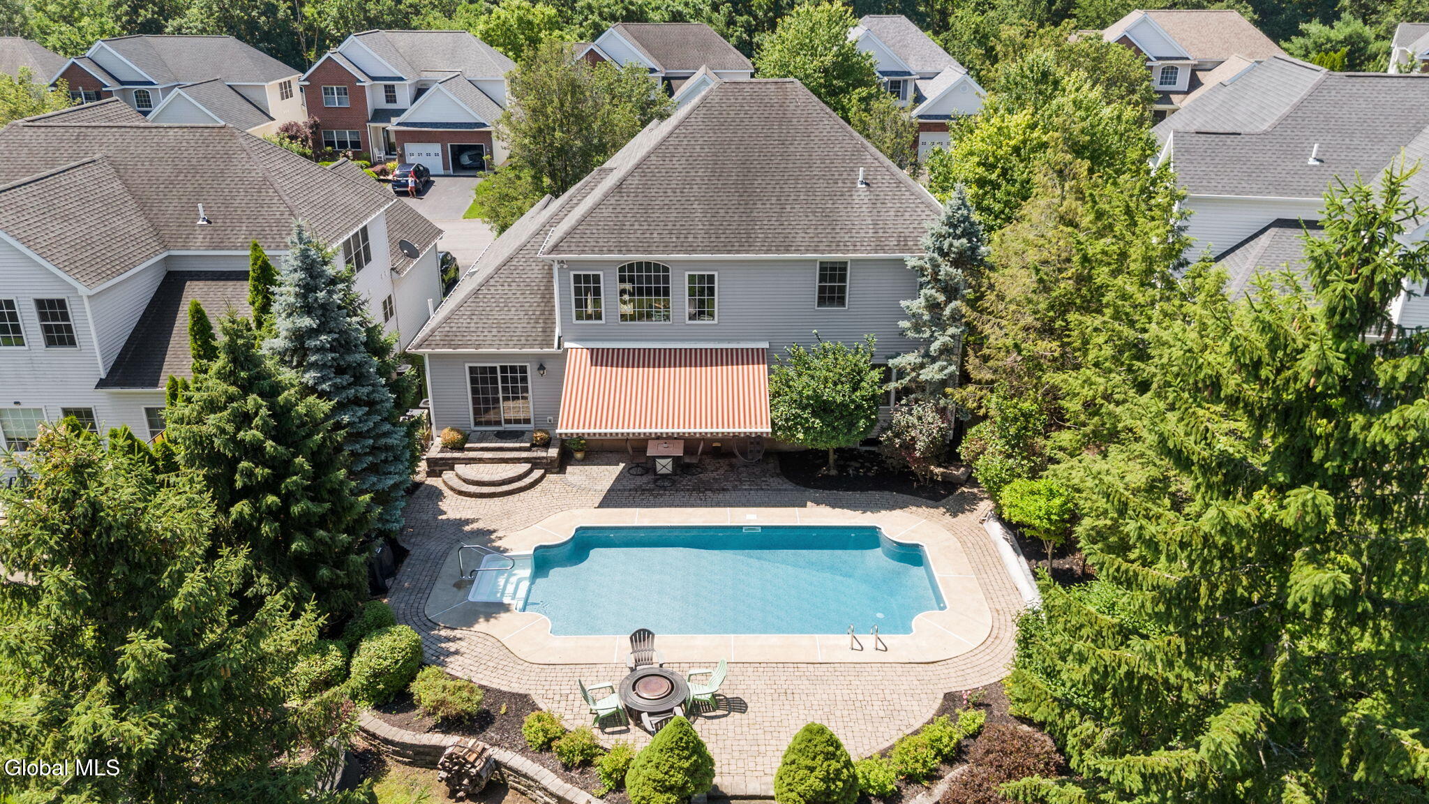 10 Yardley Court