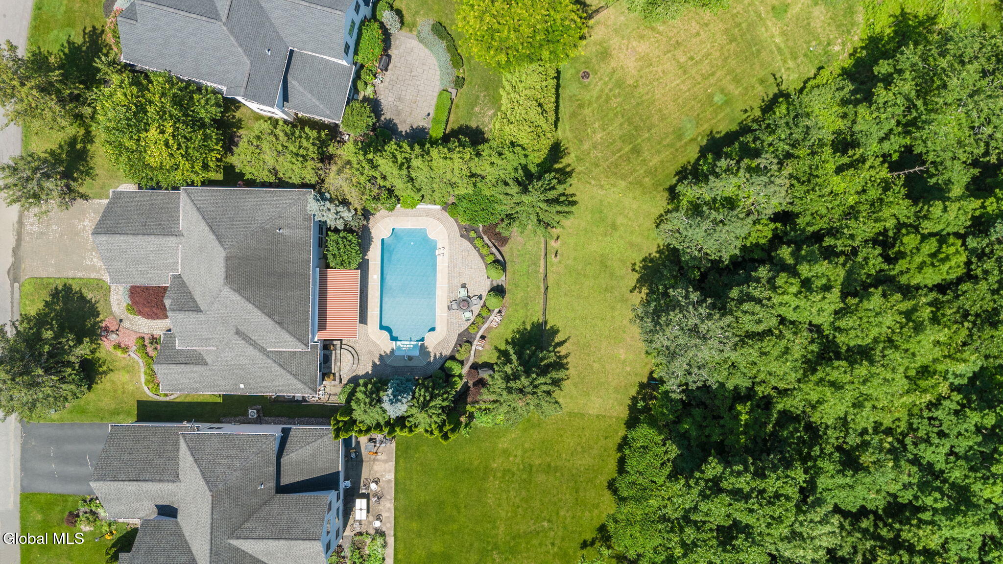 10 Yardley Court