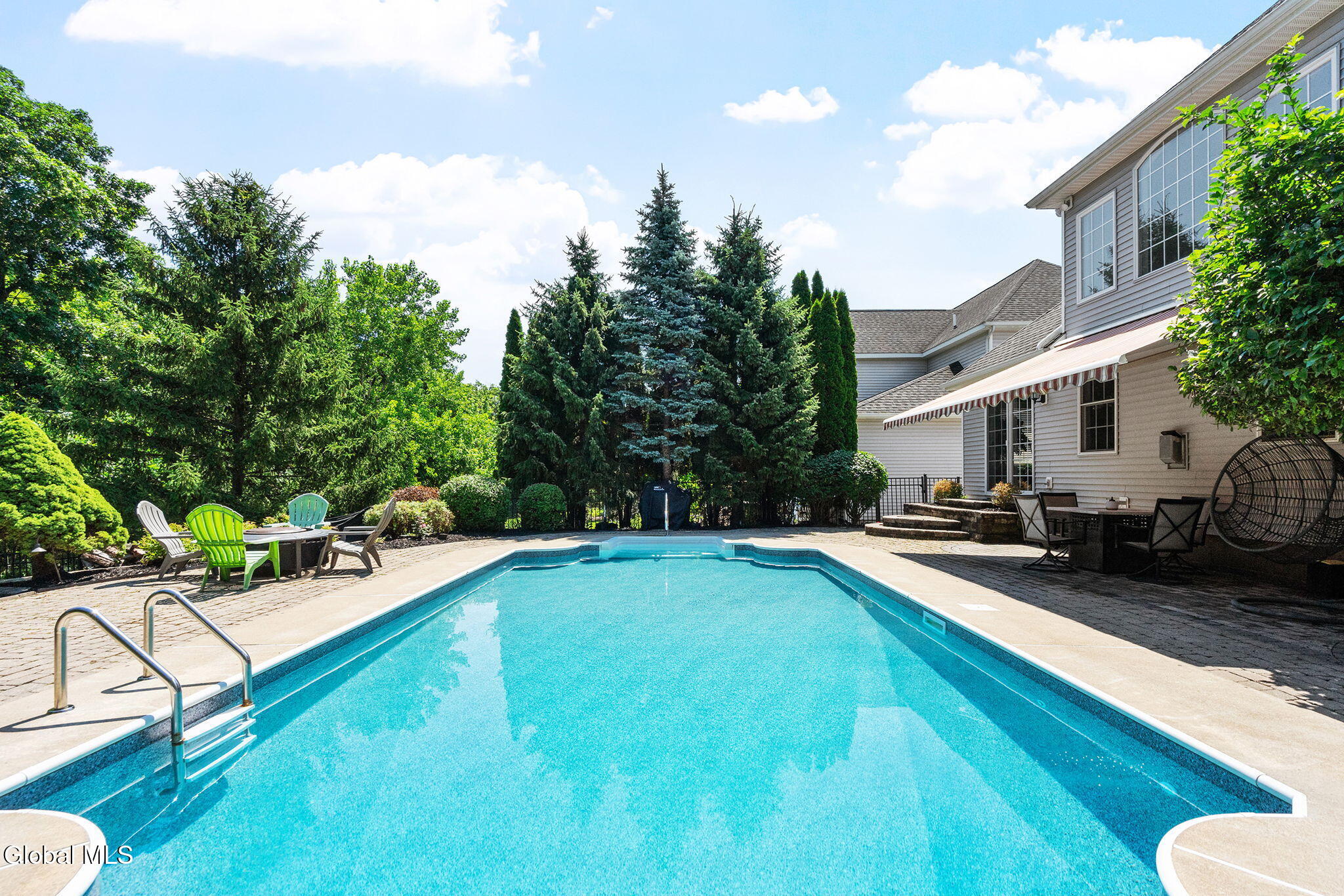 10 Yardley Court