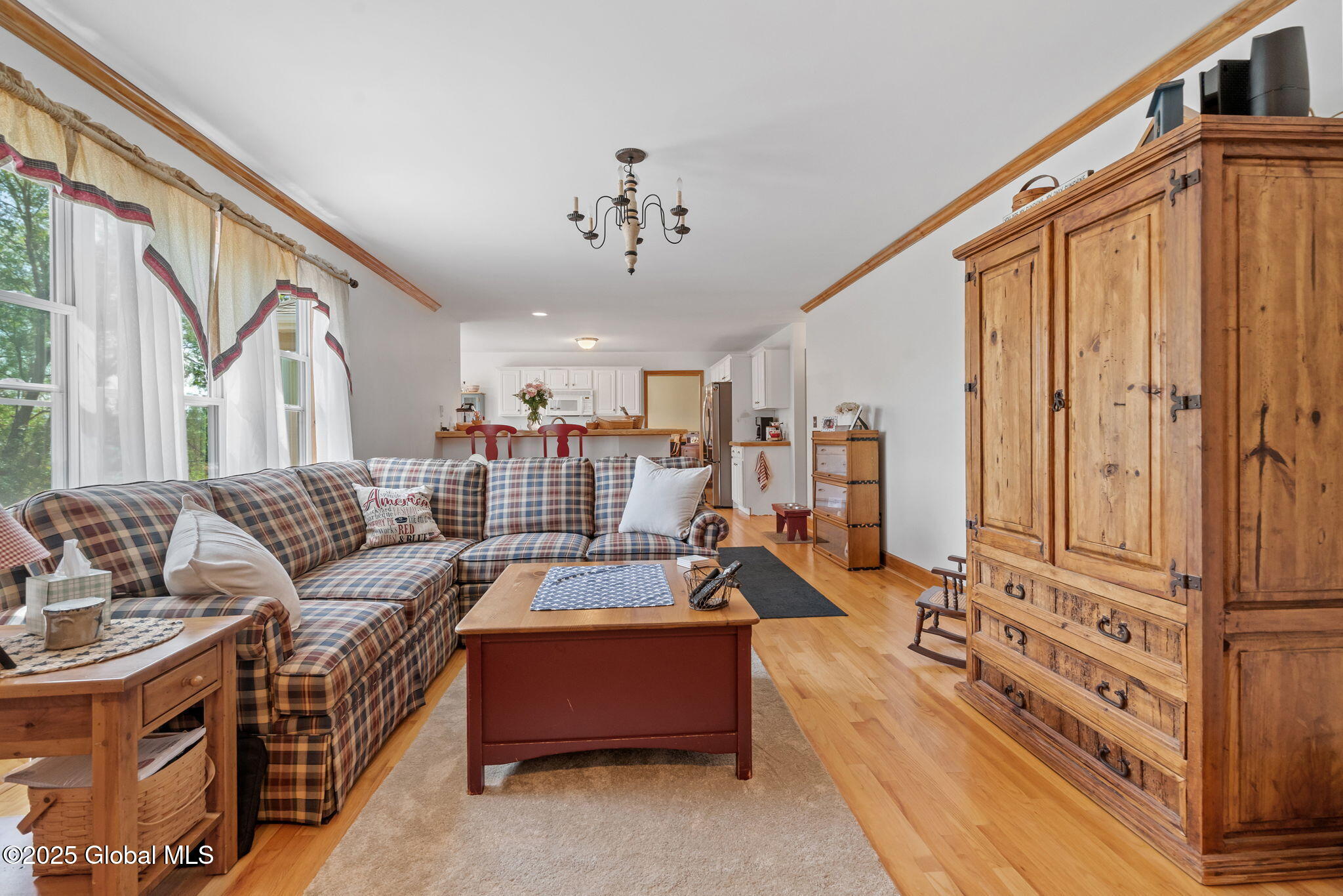 17 Jordan Lane, Glenville, New York image 7