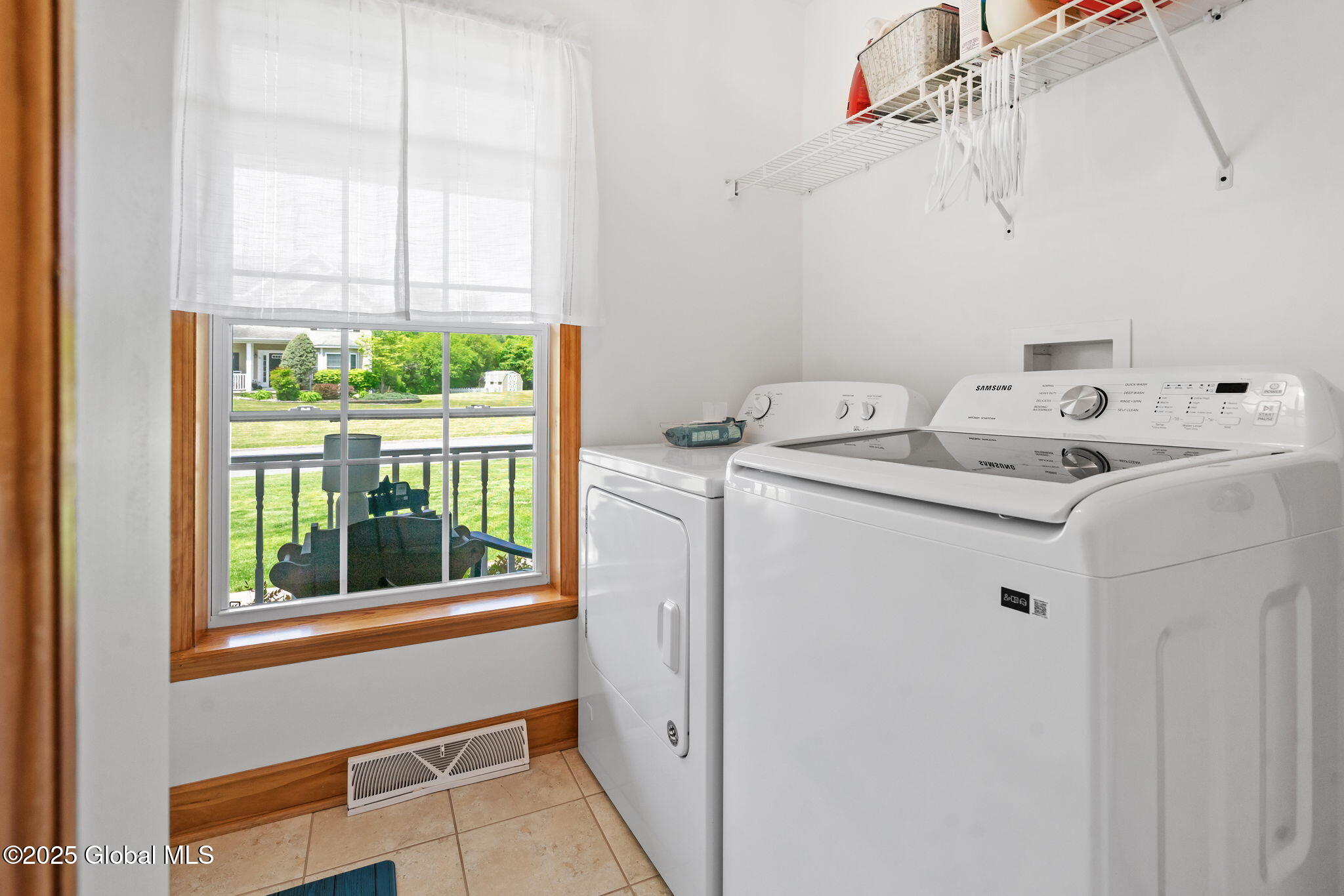 17 Jordan Lane, Glenville, New York image 23
