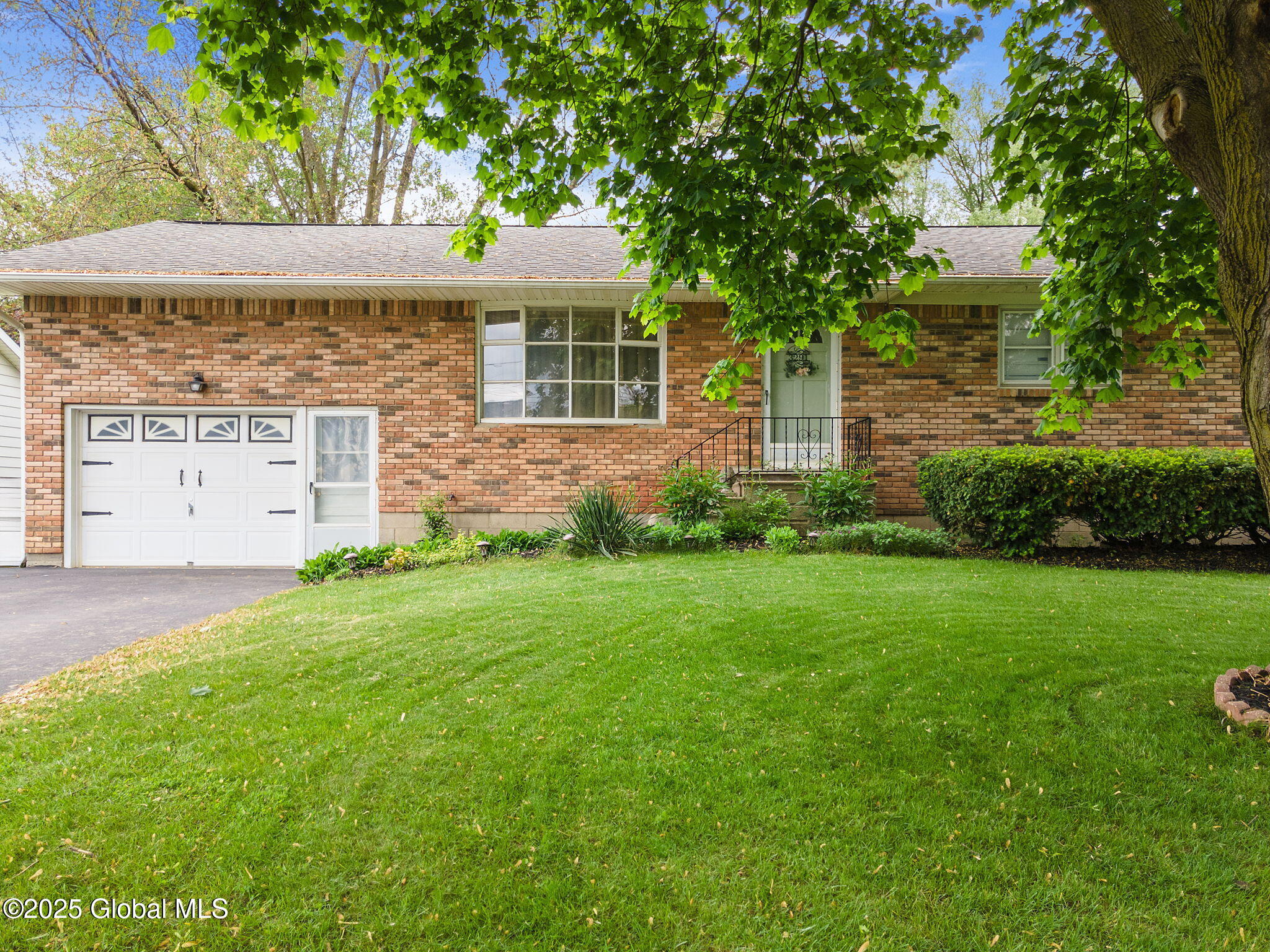 3291 Frank Street, Schenectady, New York image 4