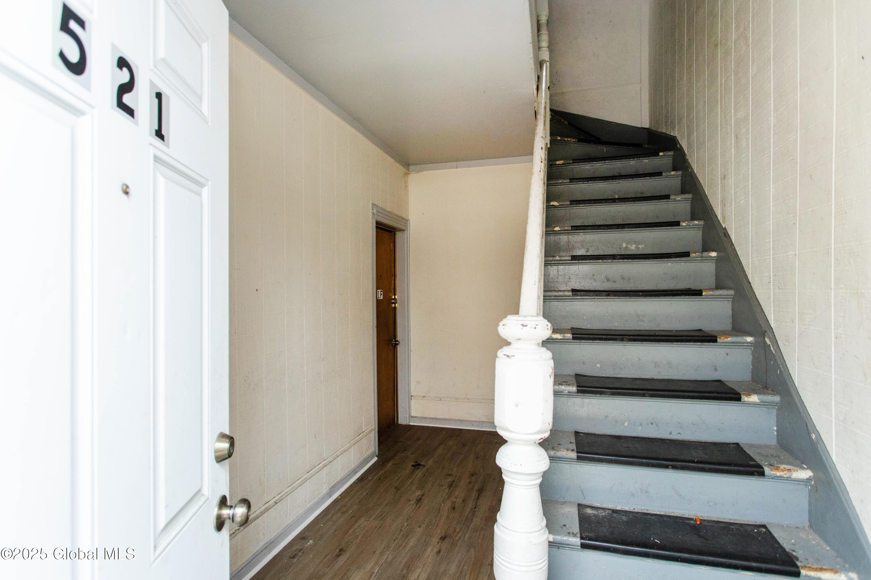 Albany, New York 12206, United States, 4 Bedrooms Bedrooms, ,4 BathroomsBathrooms,Residential,Pending,122904