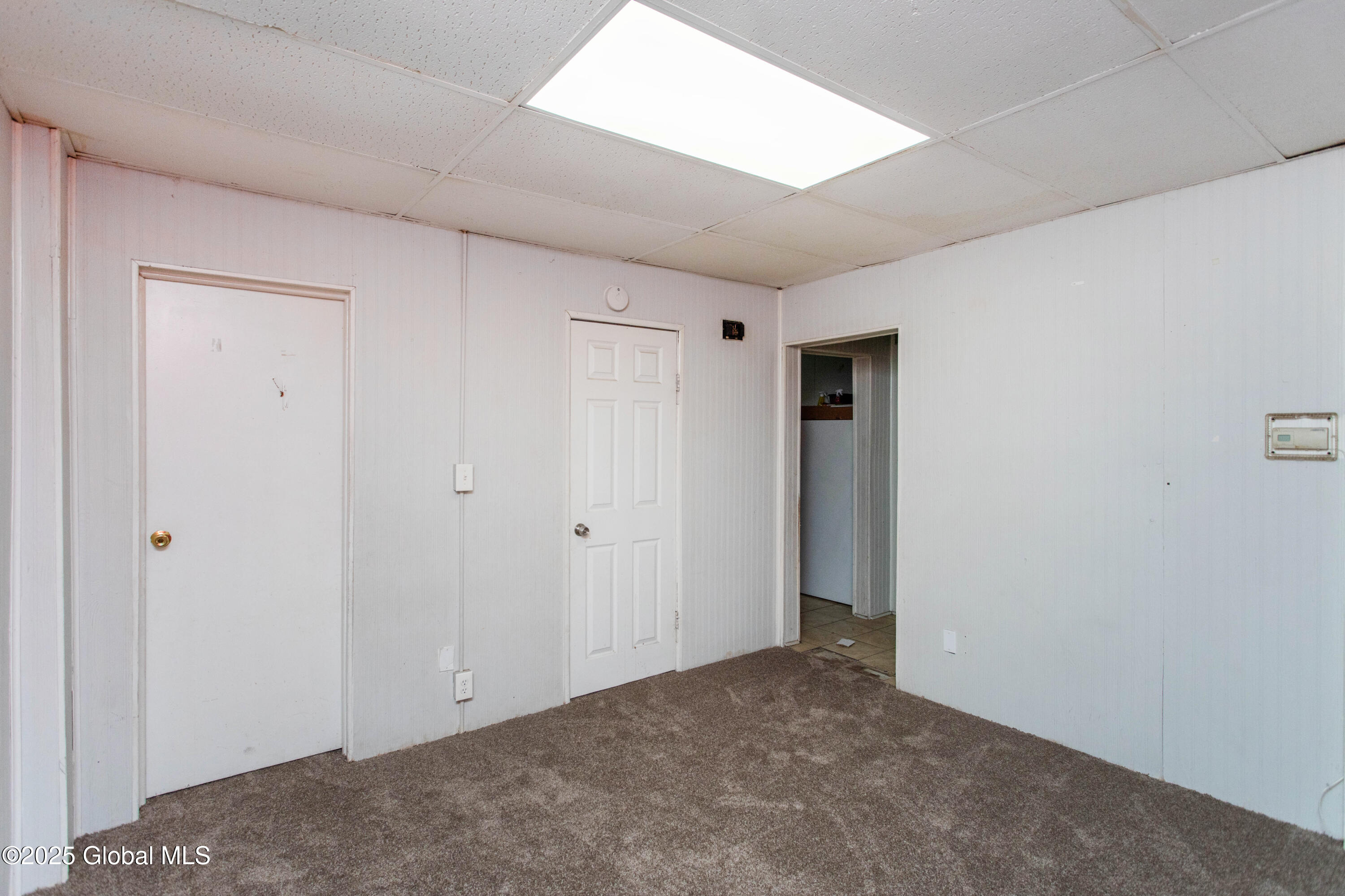 Albany, New York 12206, United States, 4 Bedrooms Bedrooms, ,4 BathroomsBathrooms,Residential,Pending,122904