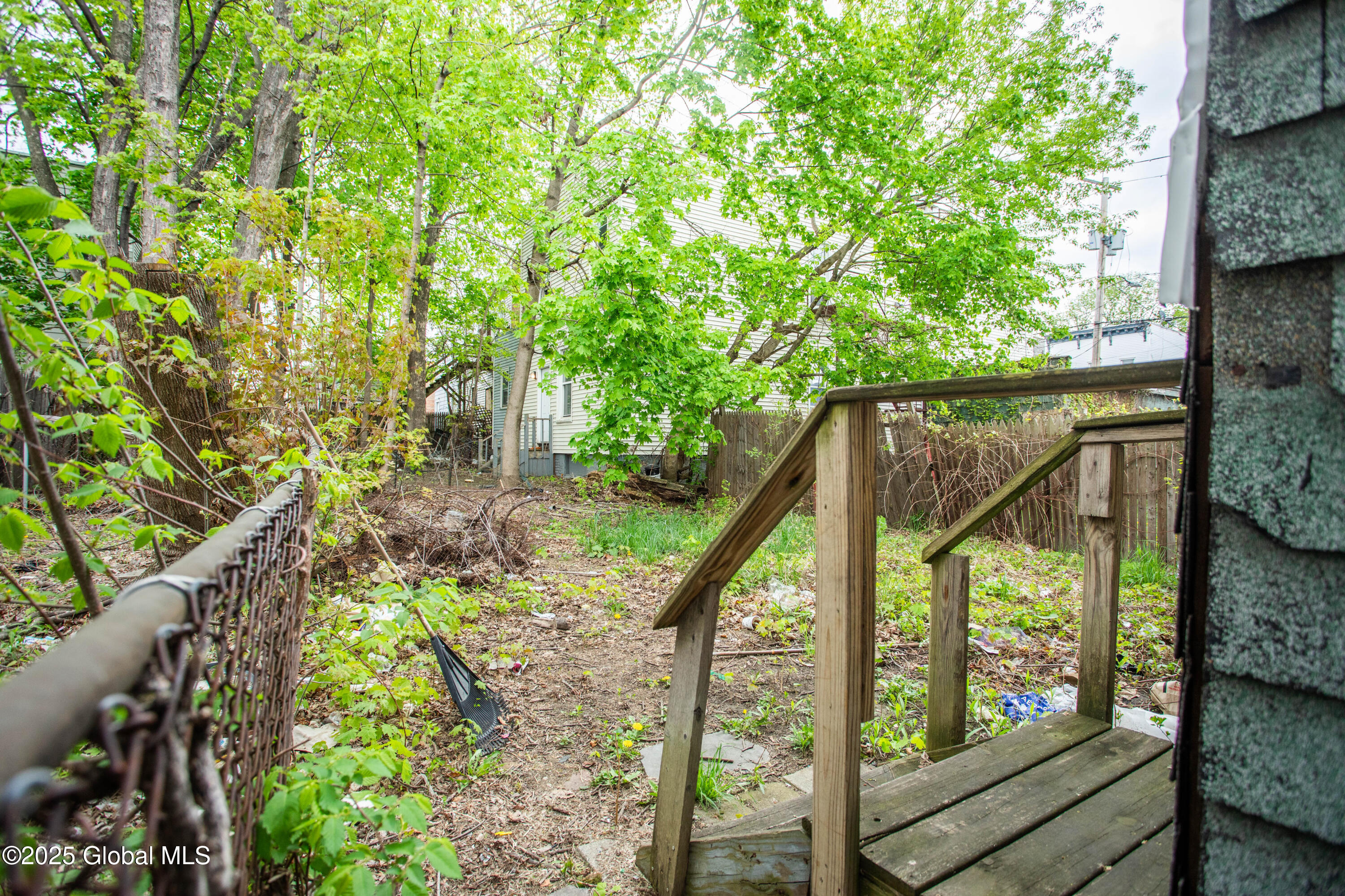 Albany, New York 12206, United States, 4 Bedrooms Bedrooms, ,4 BathroomsBathrooms,Residential,Pending,122904