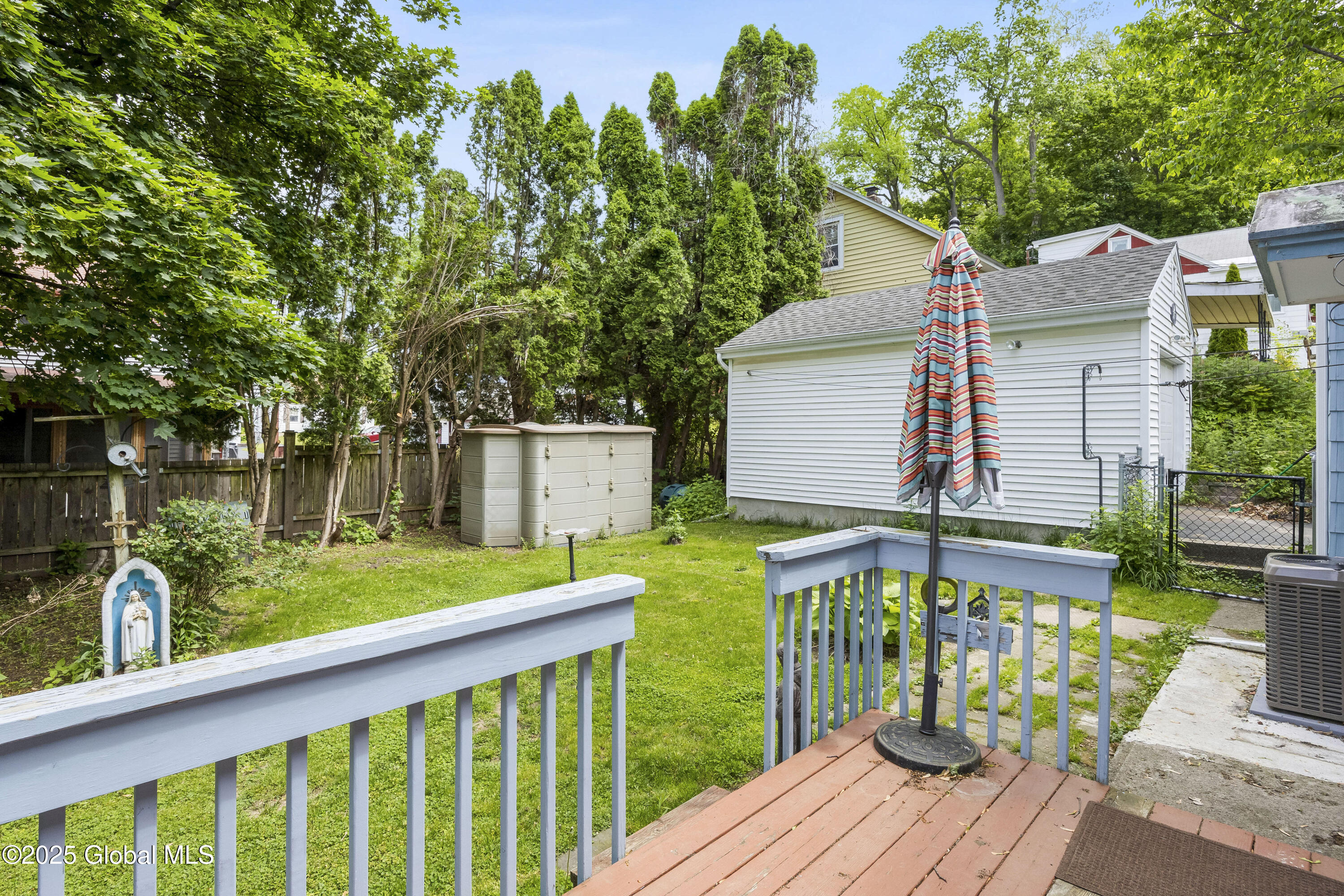 305 E Madison Avenue, Rensselaer, New York image 17