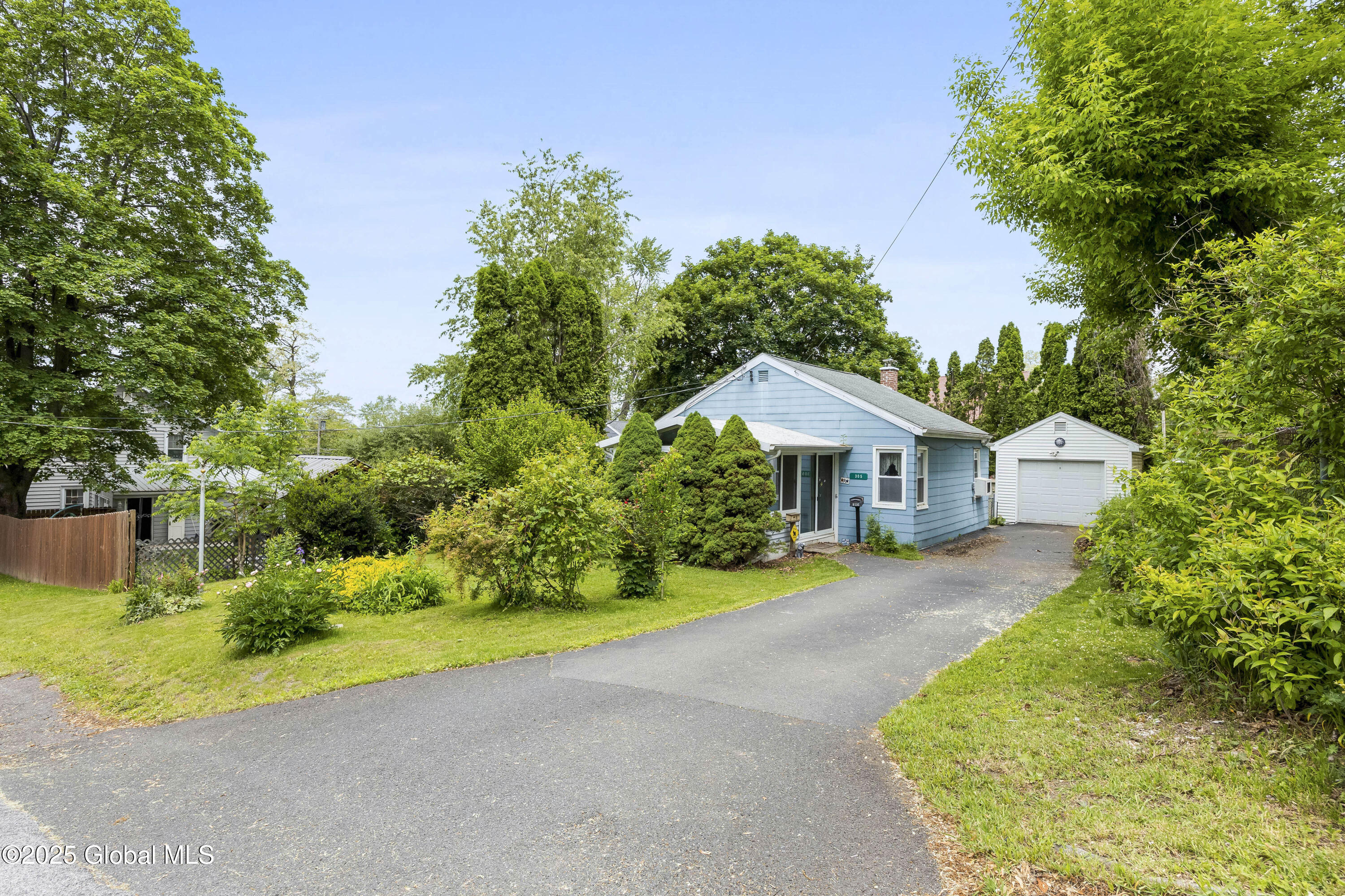 305 E Madison Avenue, Rensselaer, New York image 2