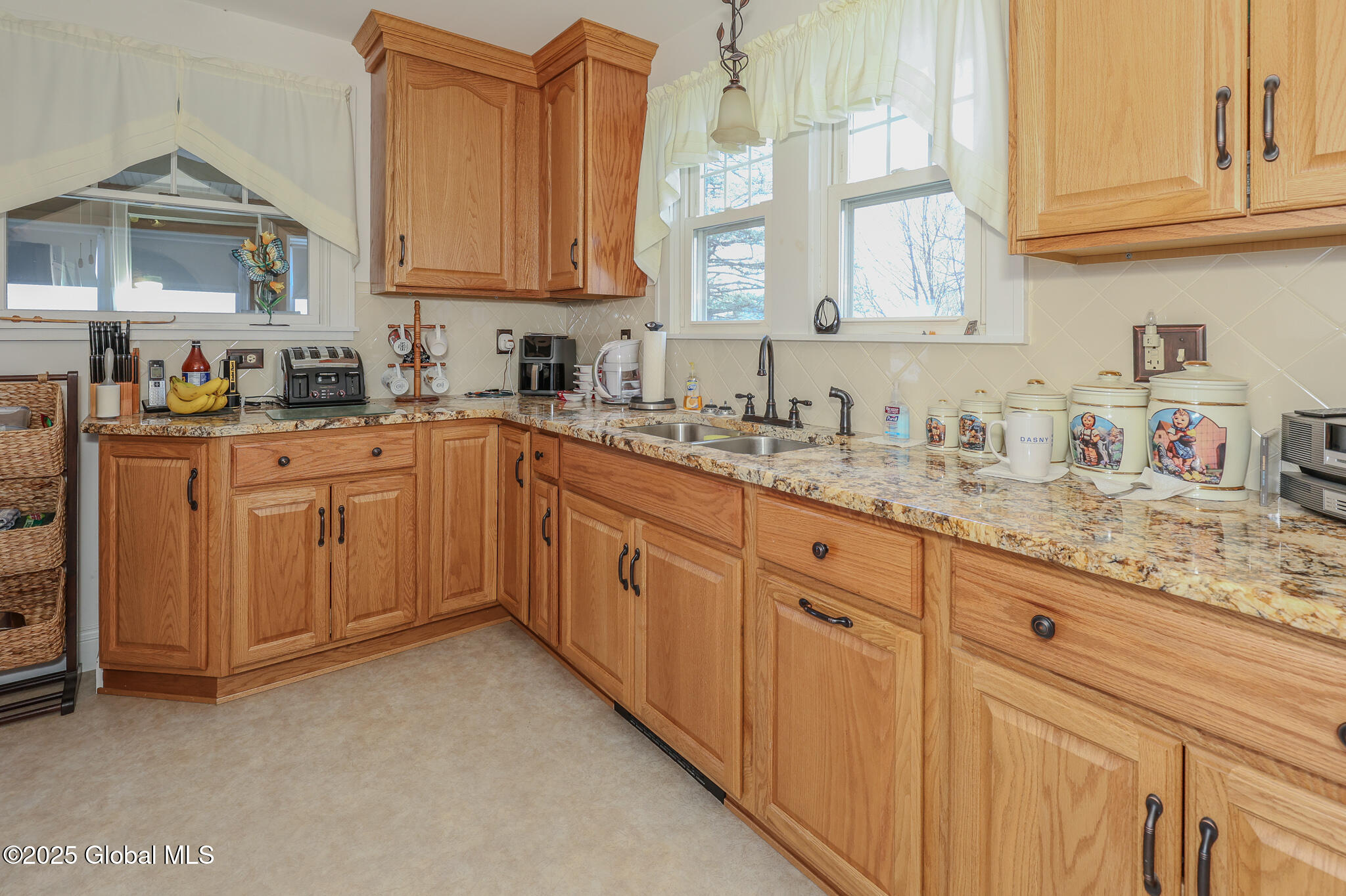 56 Mcculloch Avenue, Ravena, New York image 22