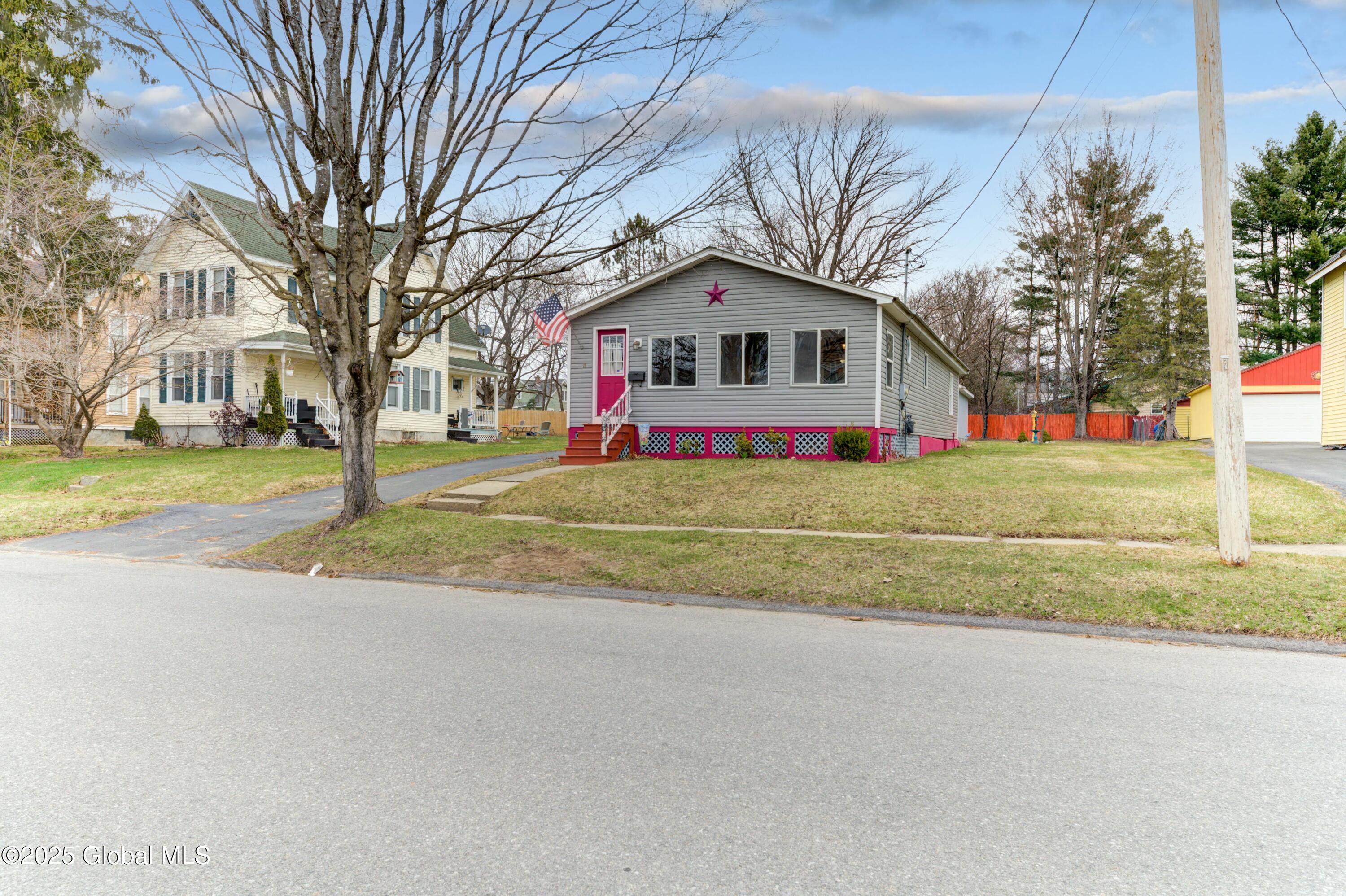 11 Matthew Street, Johnstown, New York image 23