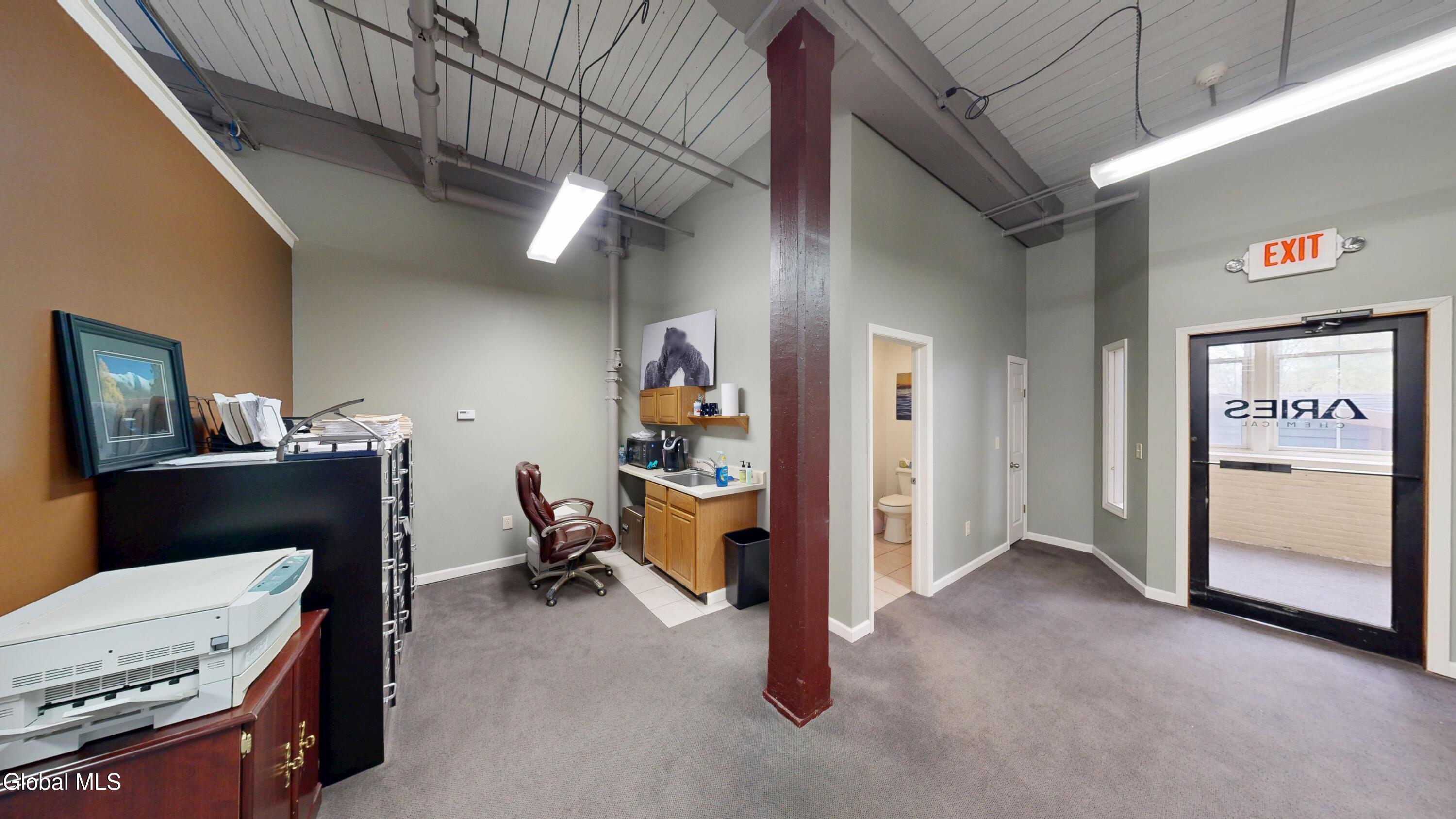 24 Pine Street Suite 202
