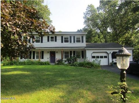 Photo of 9 Augusta Court, Clifton Park, NY 12065 (MLS # 202525783) Photo of 9 Augusta Court, Clifton Park, NY 12065 (MLS # 202525783)