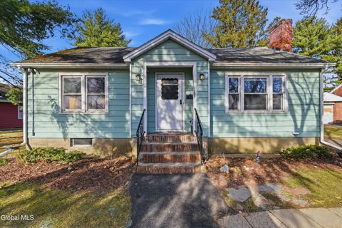 Photo of 1207 Sumner Avenue, Schenectady, NY 12309 (MLS # 202613542)
