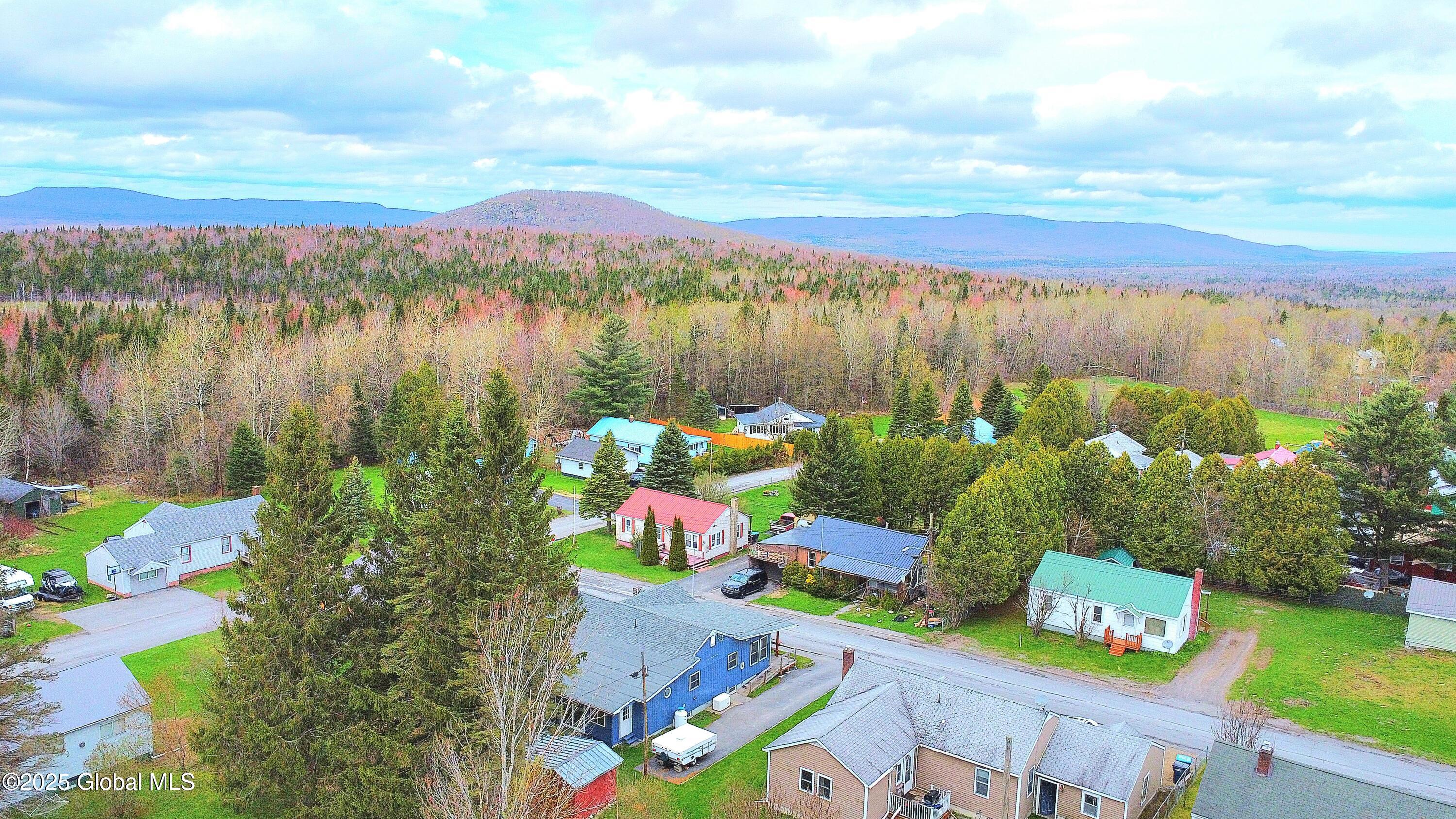 1 Phillips Court, Lyon Mountain, New York image 5